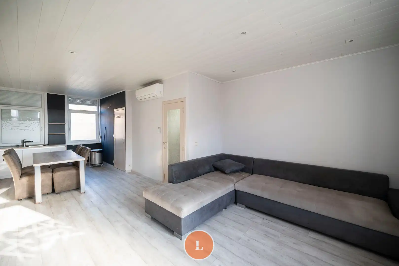 handelspand met woonst foto 13