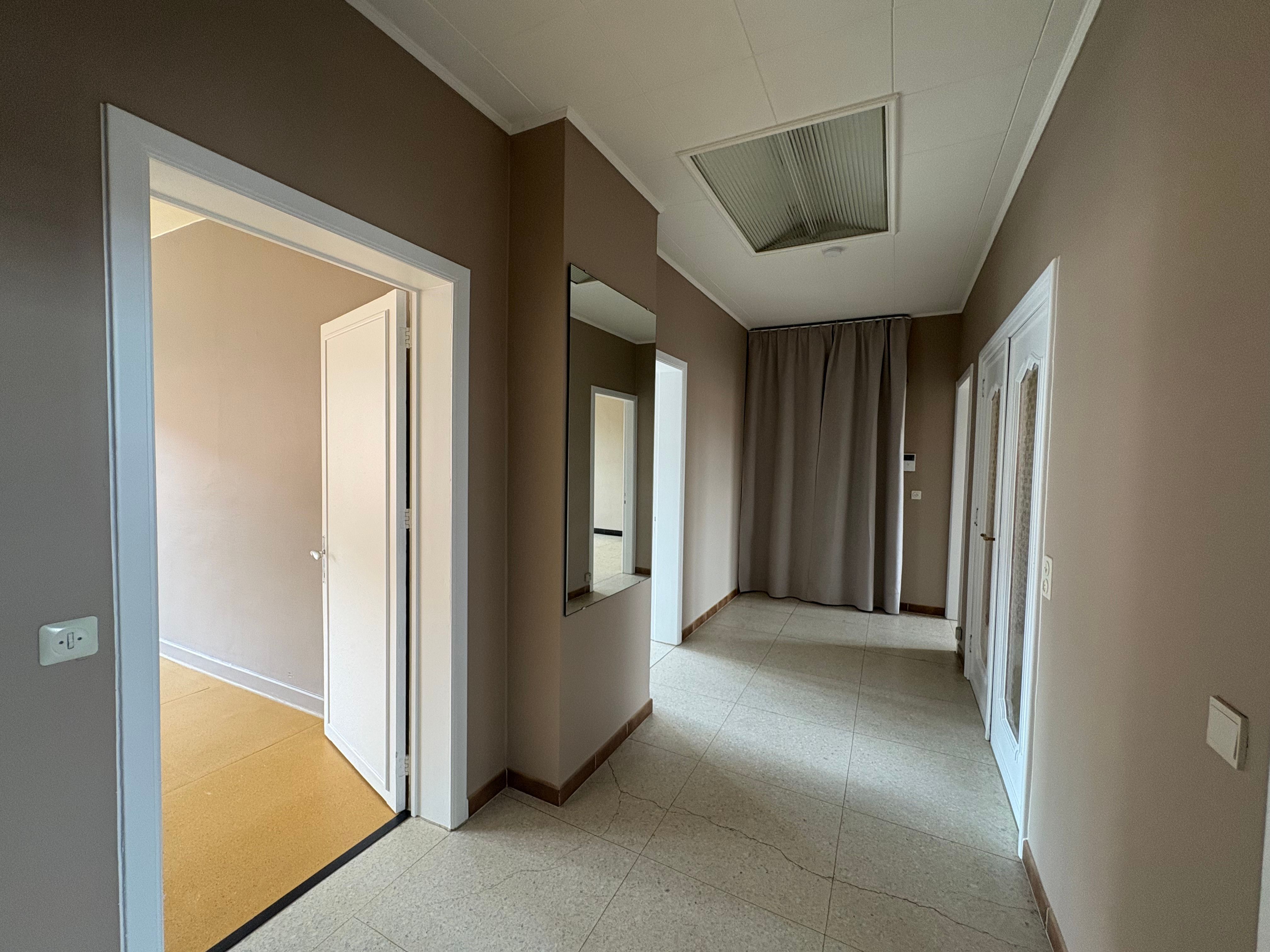 Appartement gelegen in het centrum van Brakel foto 2
