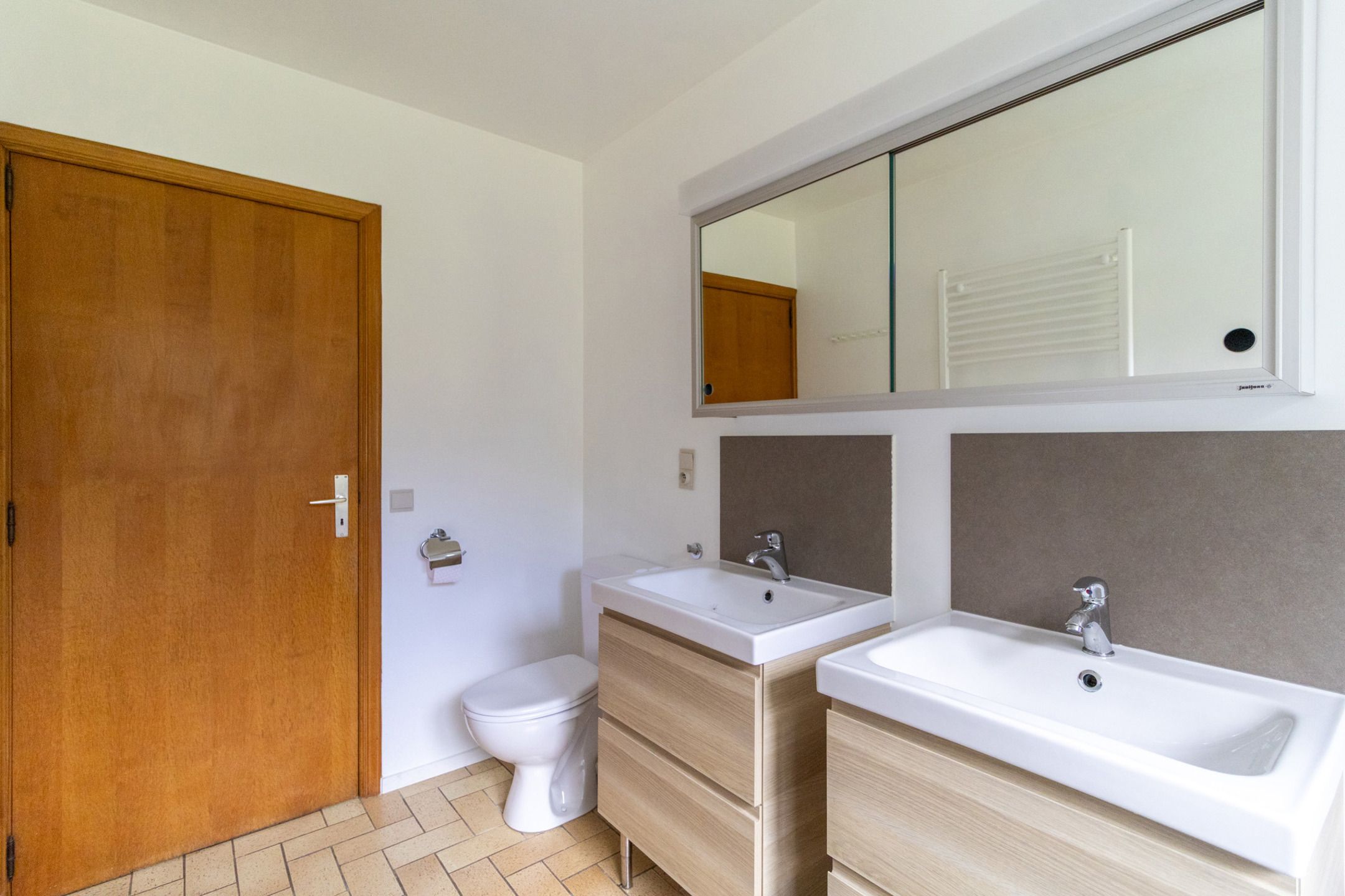 Mooie bungalow met 3 slaapkamers foto 14