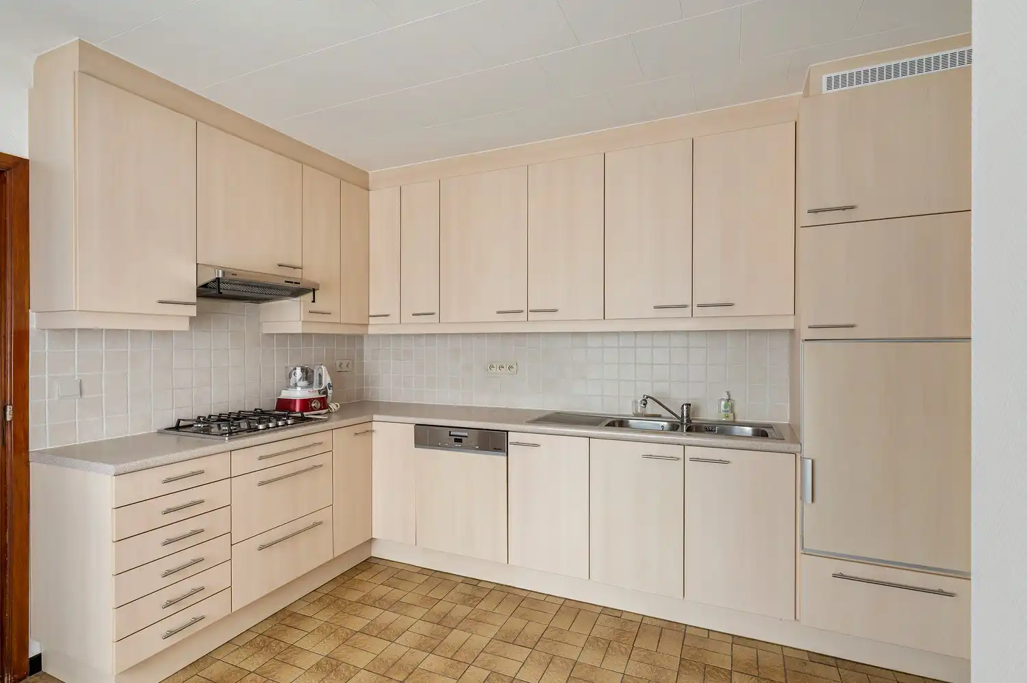 Te koop – Goed onderhouden halfopen bebouwing in Berlaar. foto 9