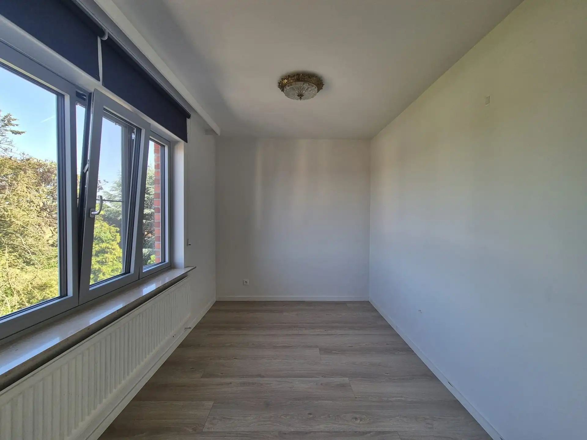 3-slaapkamer appartement met zeer groot terras huur in het centrum van Wetteren. foto 18