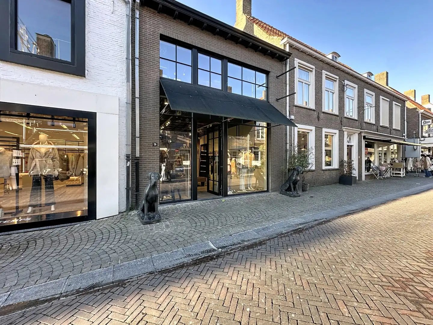 Te huur – Hoogwaardige winkelruimte Kapellestraat 26, Sluis foto 3