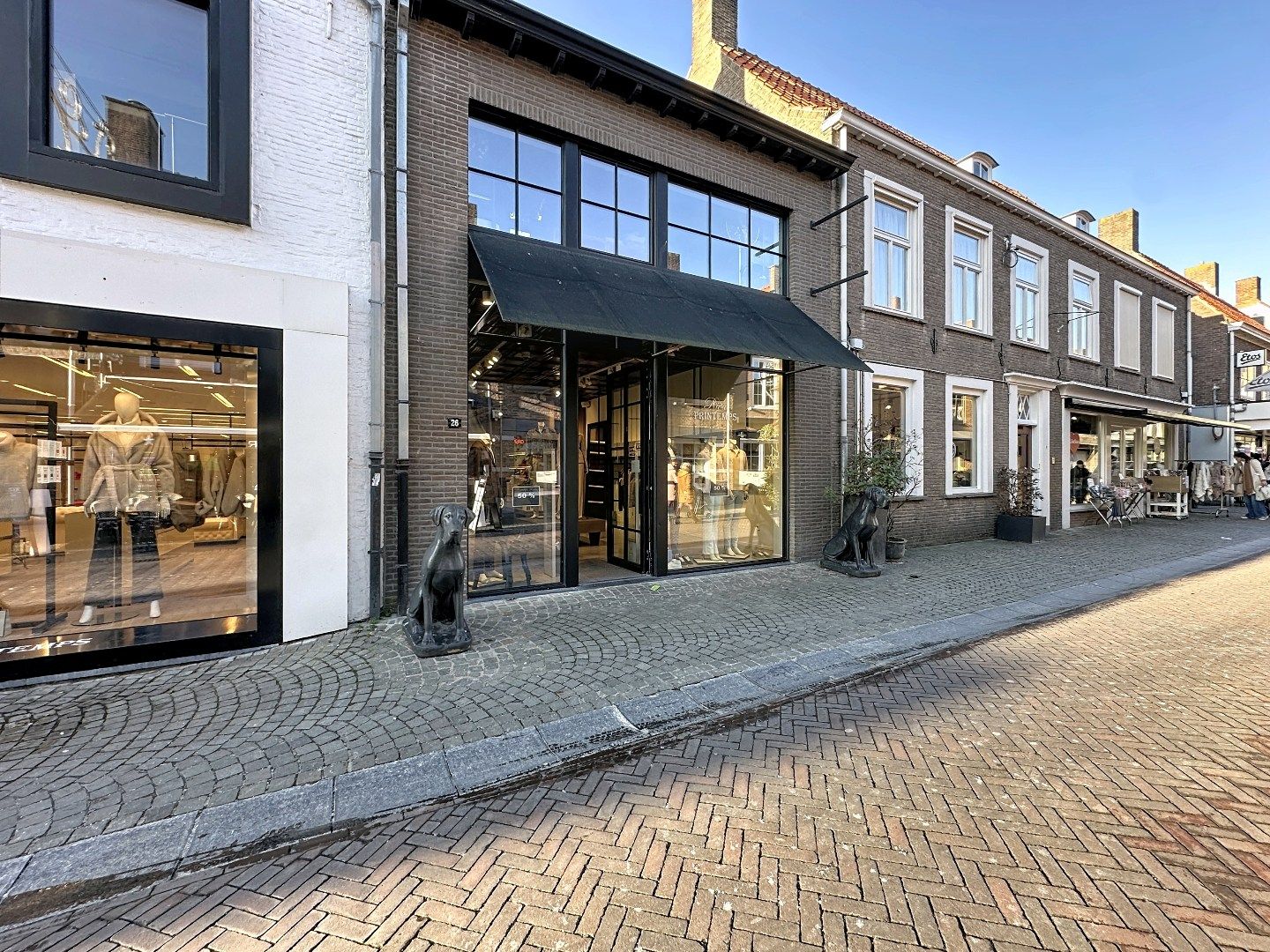 Te huur – Hoogwaardige winkelruimte Kapellestraat 26, Sluis foto 3