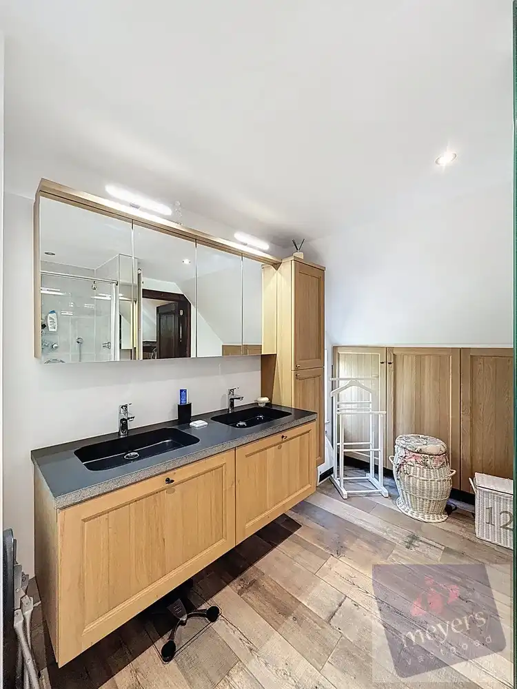 Exclusieve woning met zwembad en 1,2 ha privéterrein in Alken foto 29