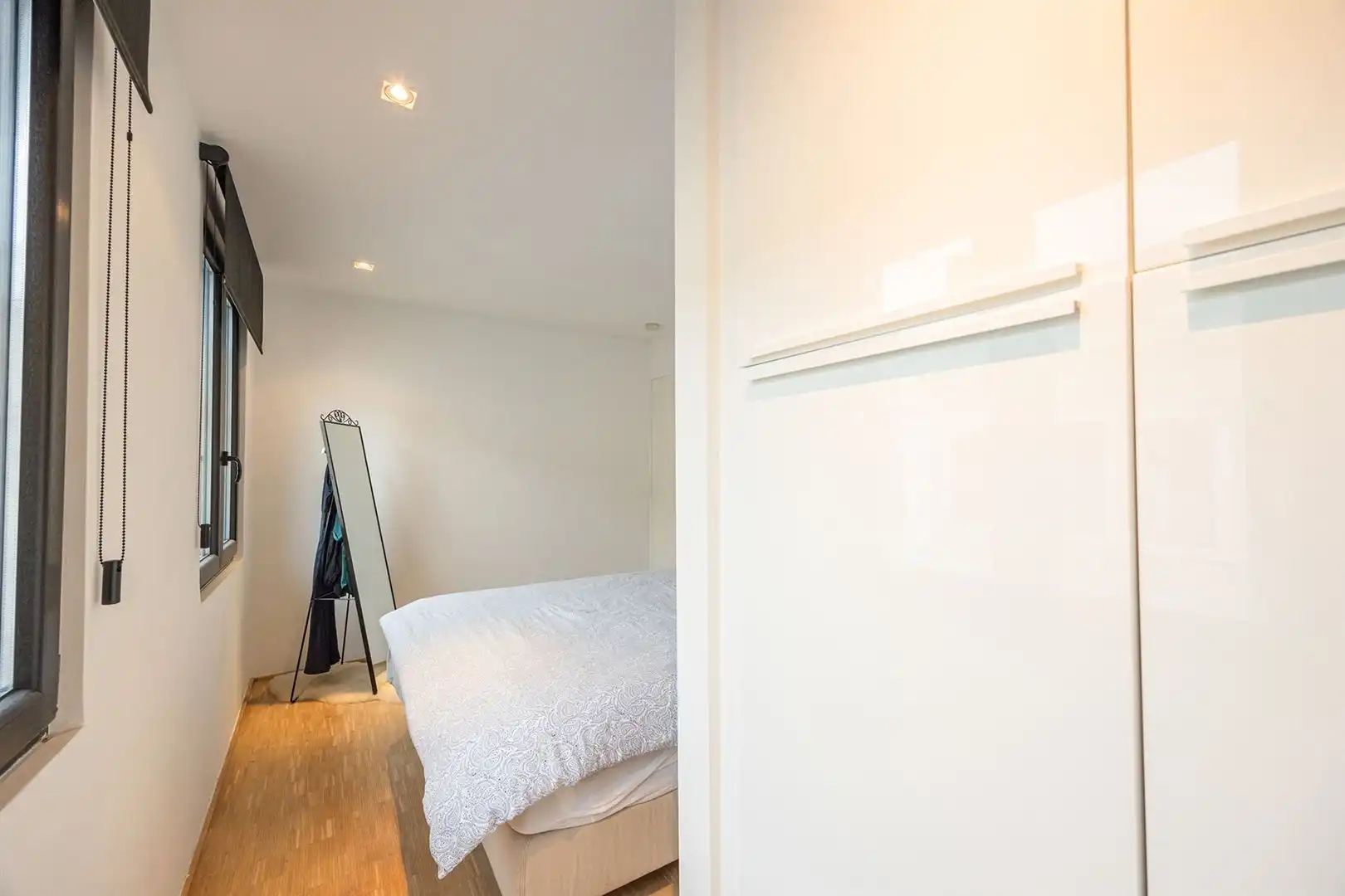 Gemeubeld wonen met terras in hartje Harmonie foto 17