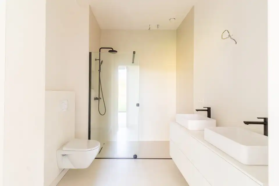 Hoogwaardig afgewerkt gelijkvloersappartement met tuin foto 9