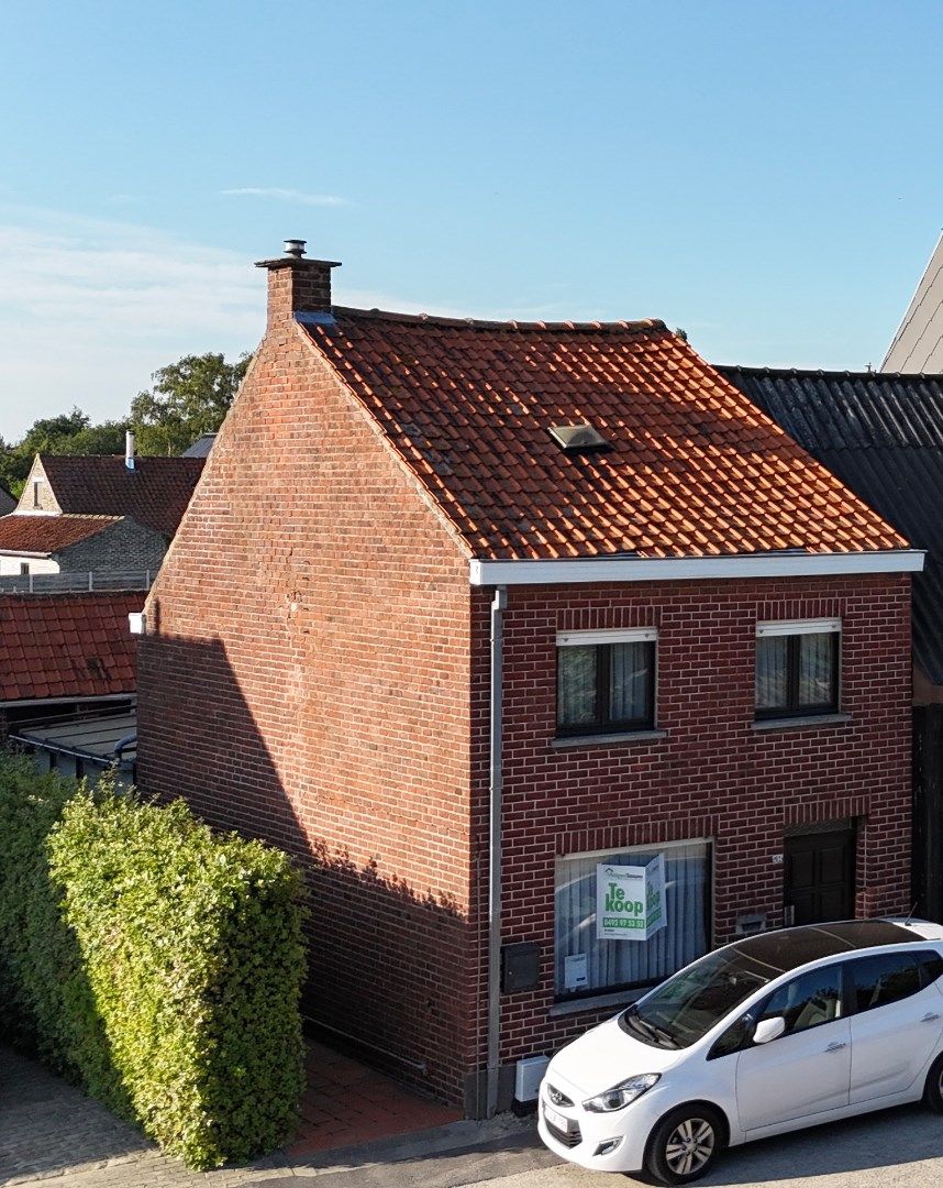 Hoofdfoto van de publicatie: Woning met 2 slaapkamers en tuin te Koekelare