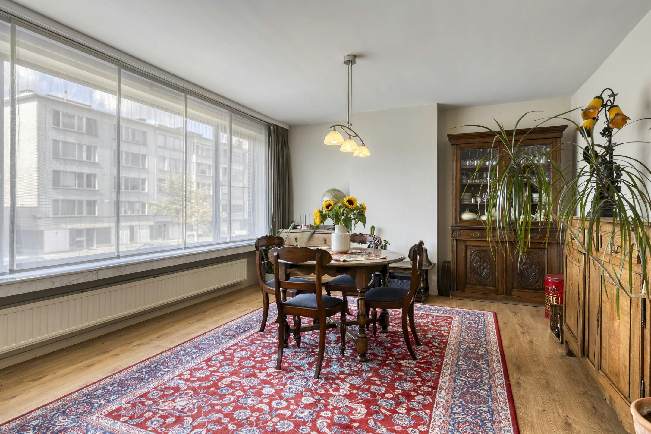 Uitzonderlijk huis met 6 slaapkamers te koop in Merksem foto 16