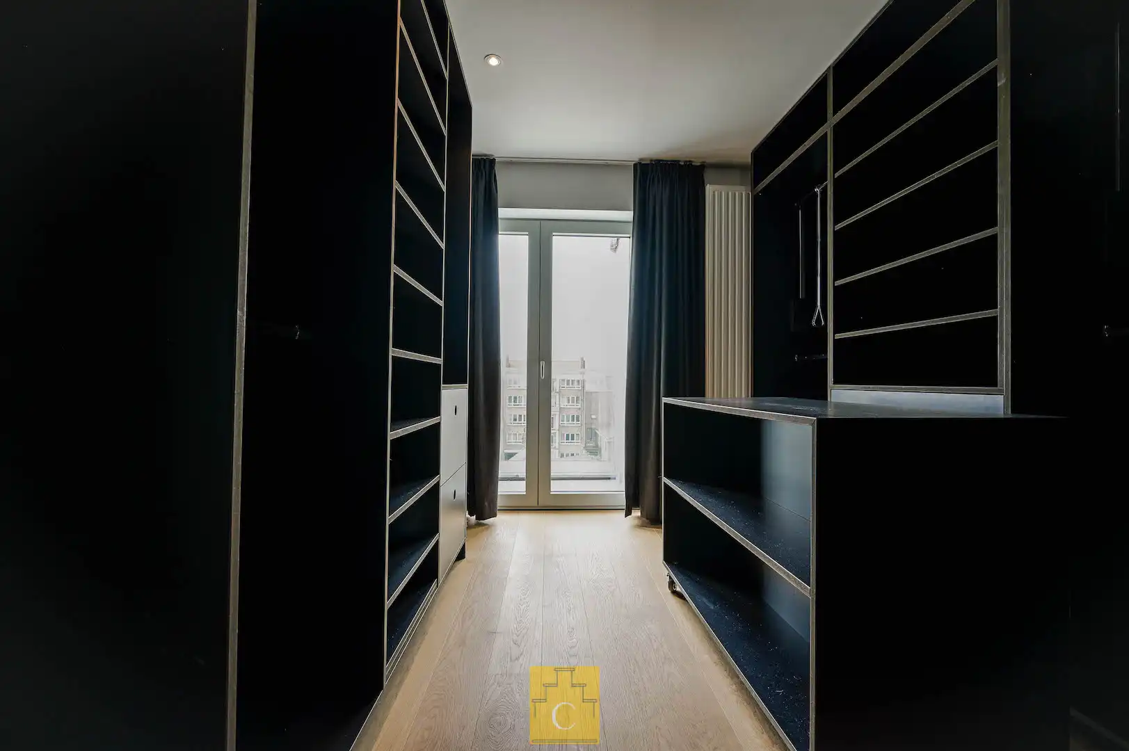 knappe penthouse met zicht op 't Stil Ende en het Graaf Visartpark foto 13