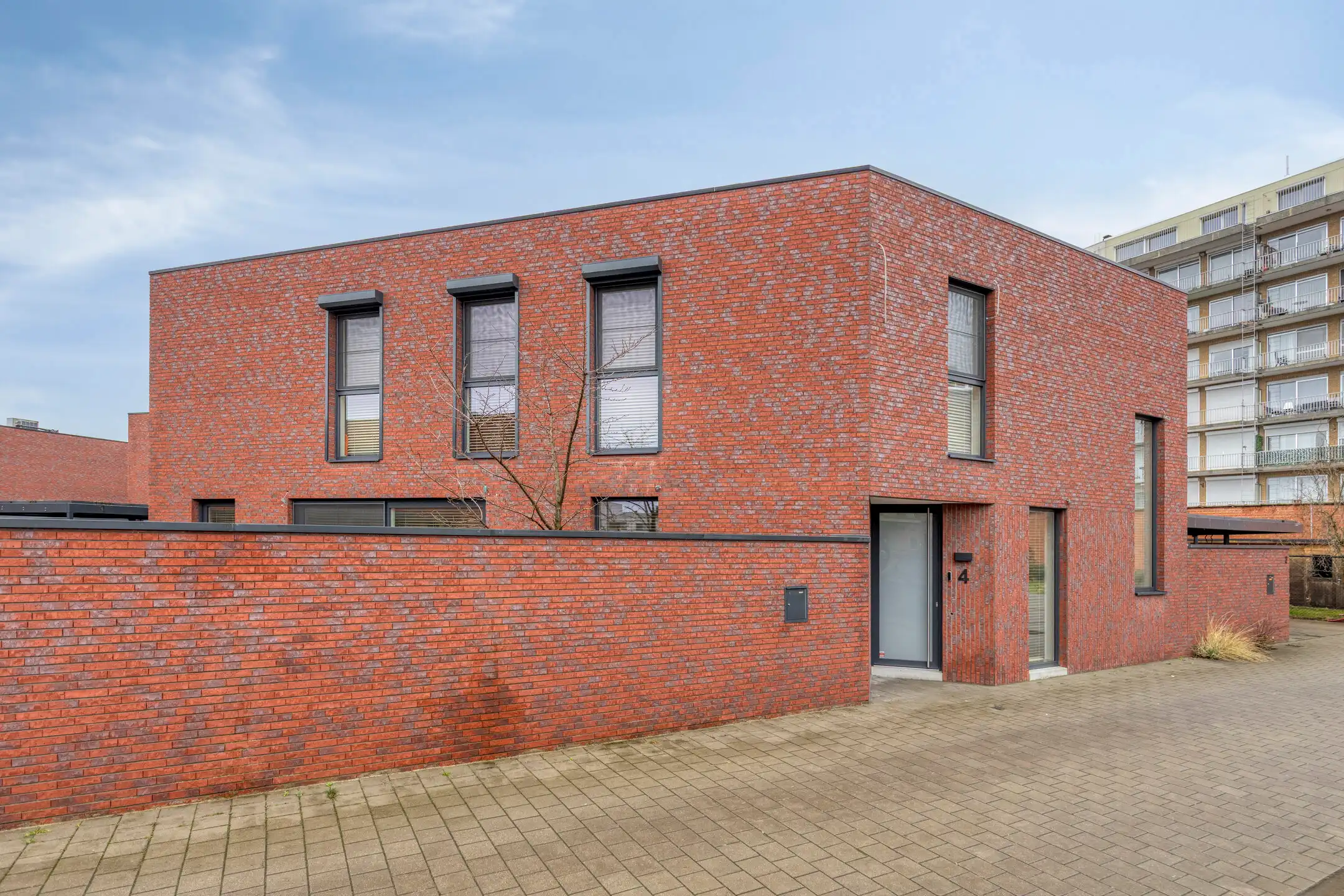 Moderne energiezuinige architectenwoning in Deurne - Zuid foto 2