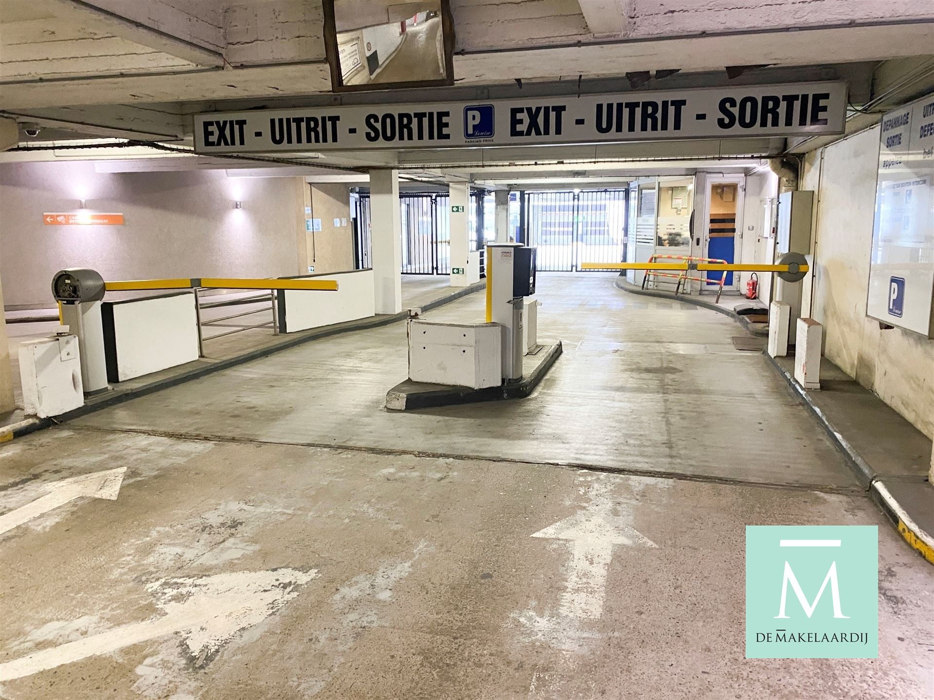 4 autostaanplaatsen te koop nabij Louizalaan te Brussel foto 5