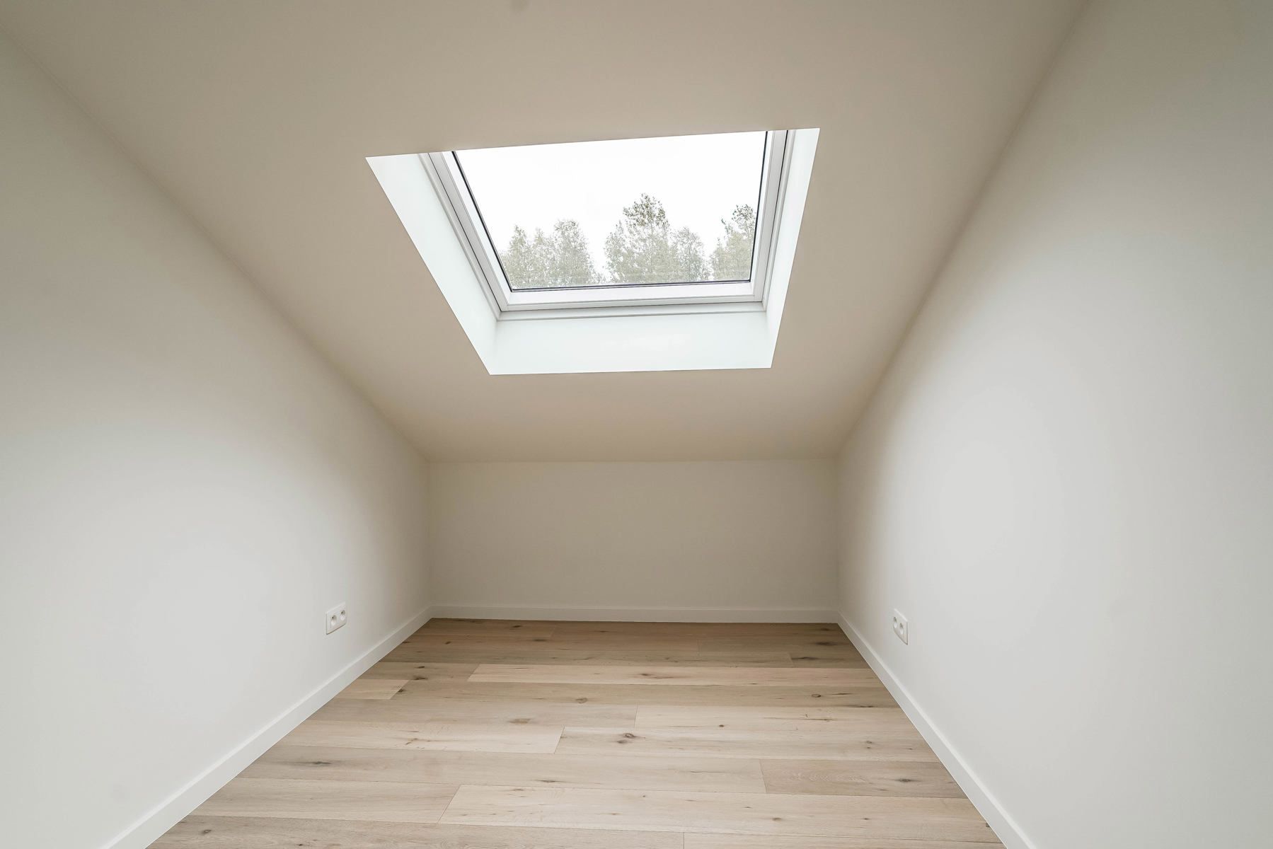 Volledig gerenoveerde en energiezuinige rijwoning te Imde (Meise) foto 18