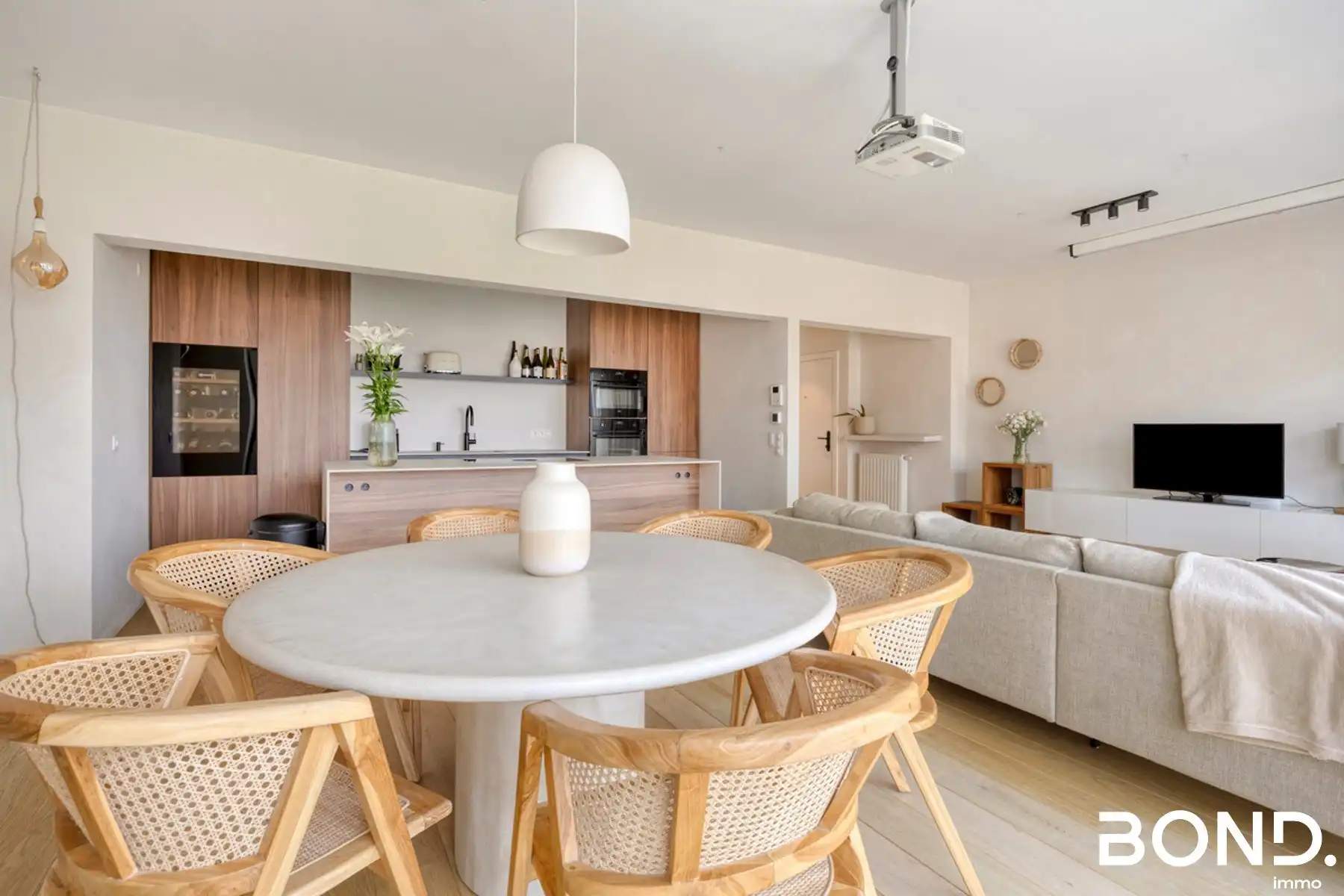 Appartement te huur foto 3