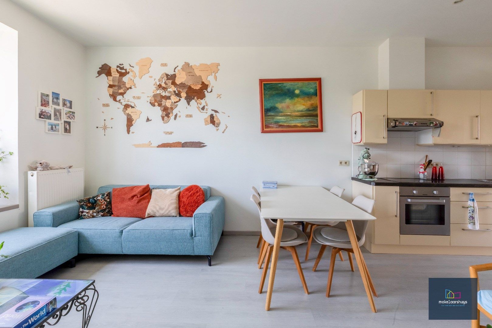 Eigendom met handelsgelijkvloers en duplexappartement  foto 5