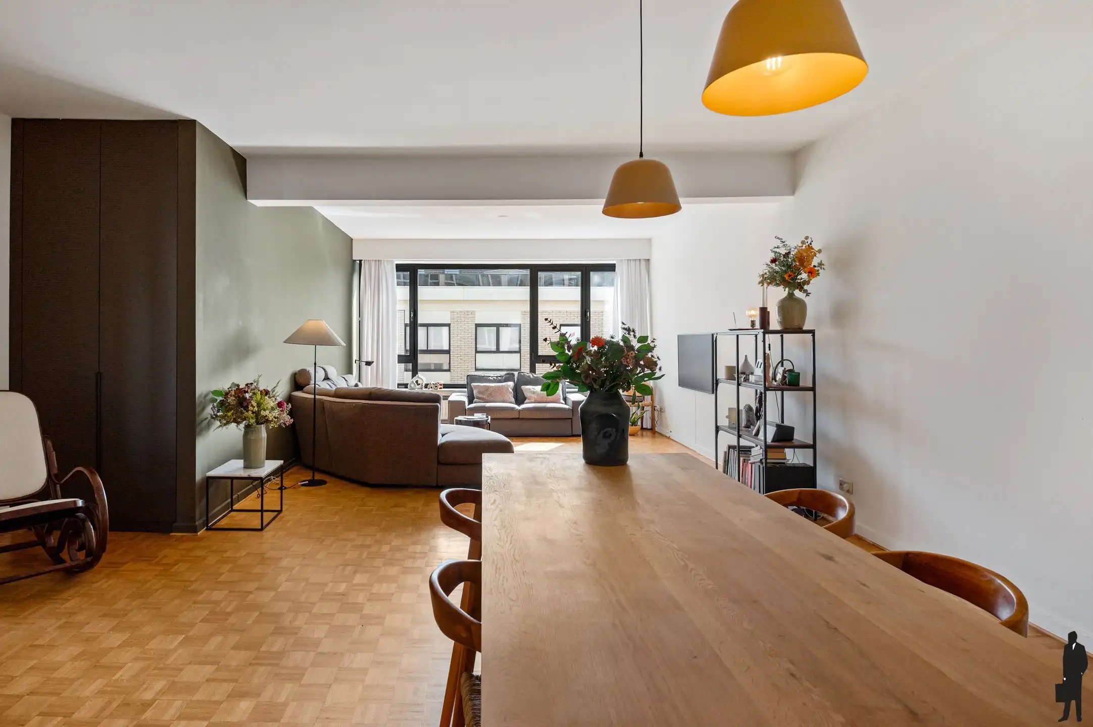 Lichtrijk 3-slaapkamer appartement met Zuidwest terras foto {{pictureIndex}}