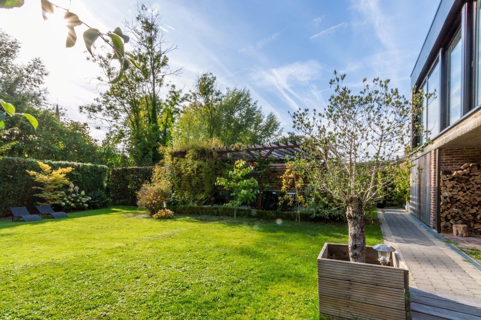 RUIME, INTEGRAAL VERNIEUWDE VILLA ! foto 17