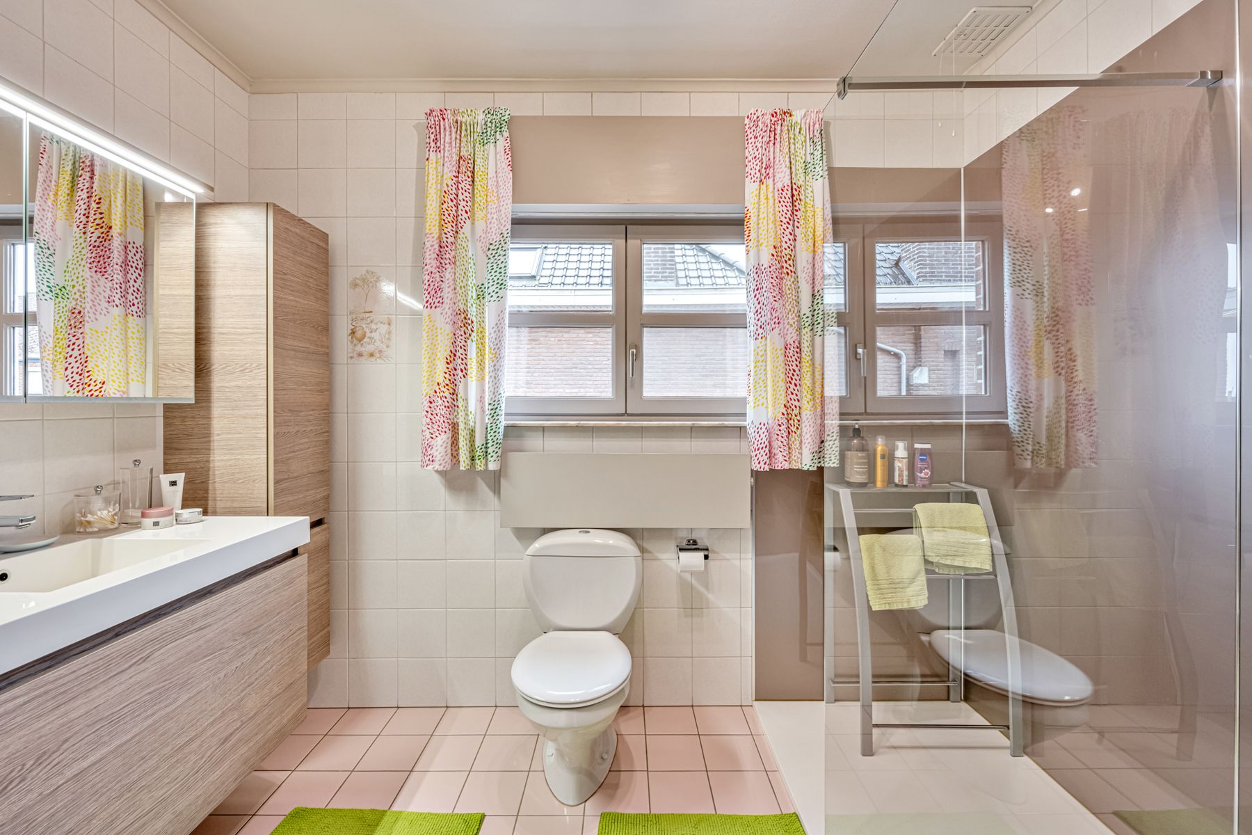 Centraal gelegen HOB met praktijkruimte foto 18