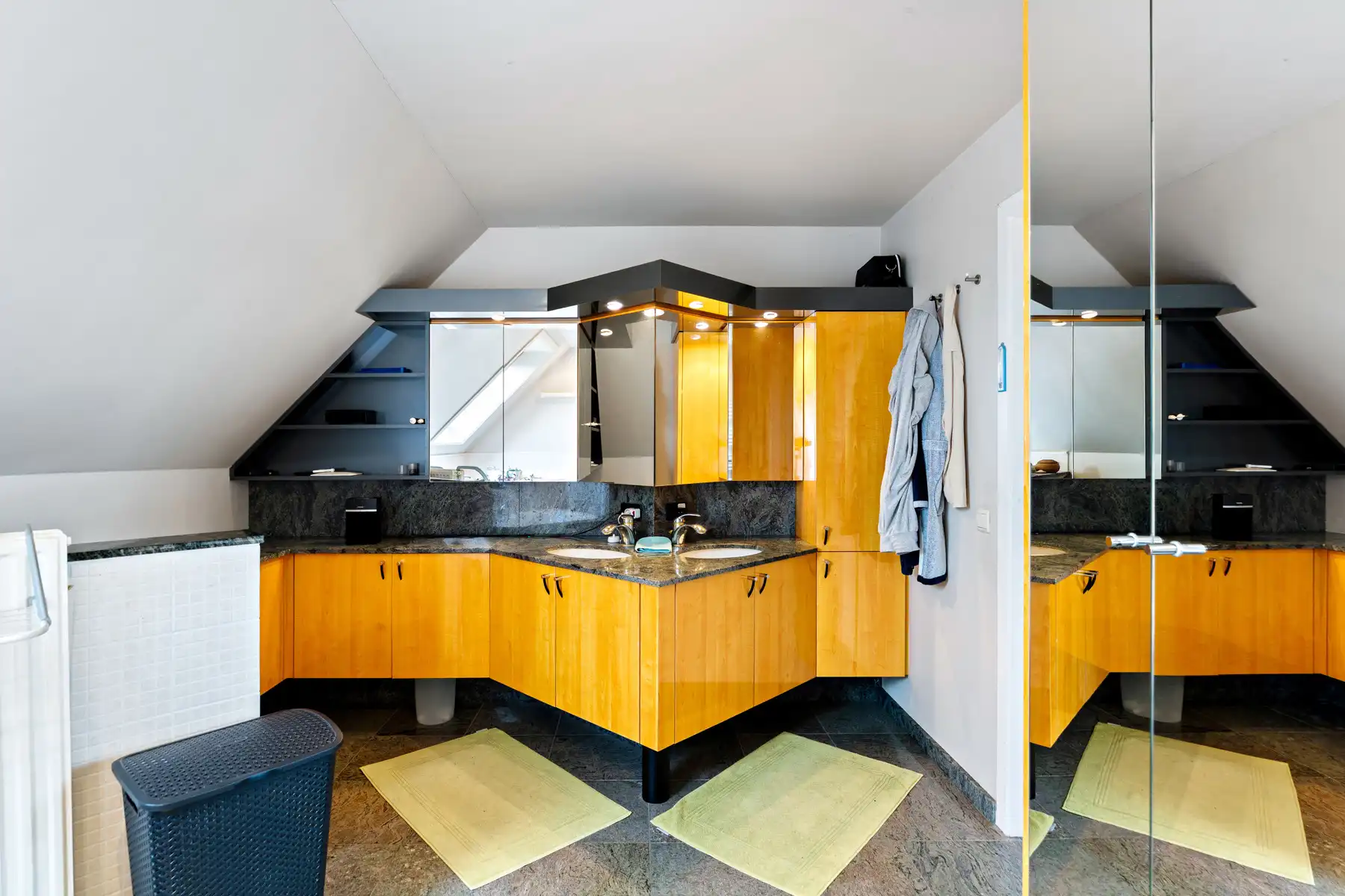 Exclusieve woning met 270 m² comfort op perceel van 998 m² foto 15