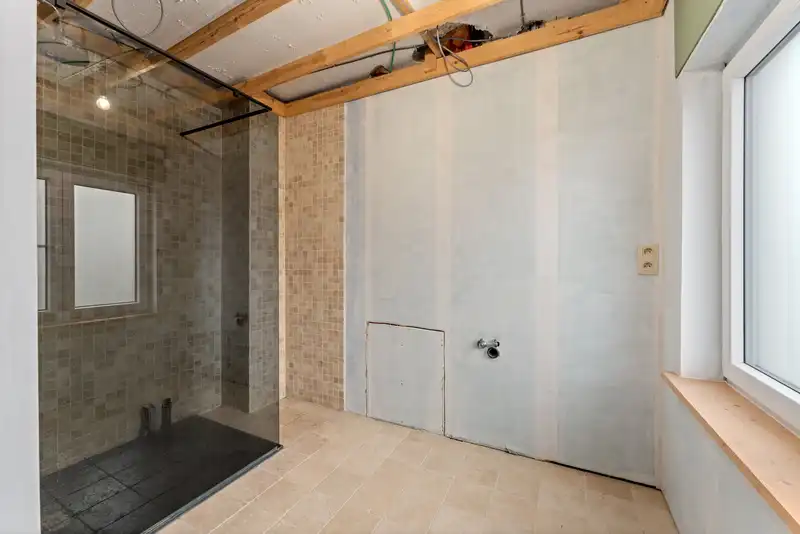 Roeselare - Charmante gezinswoning met 4 slpk in kindvriendelijke buurt foto 12