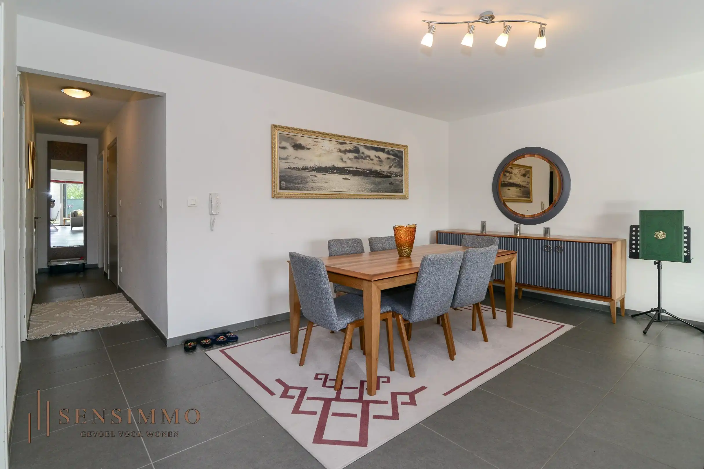 Gelijkvloers tweeslaapkamer appartement van 110m² met tuin, parking en kelderberging foto 7