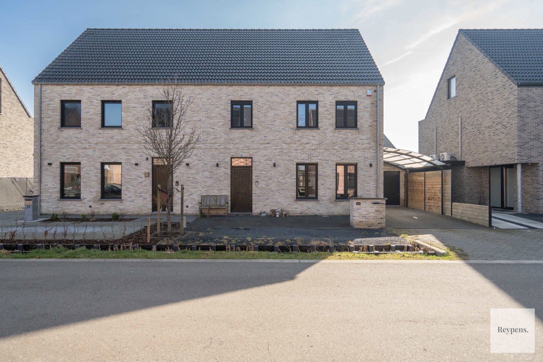 Recente energiezuinige woning op rustige locatie foto {{pictureIndex}}