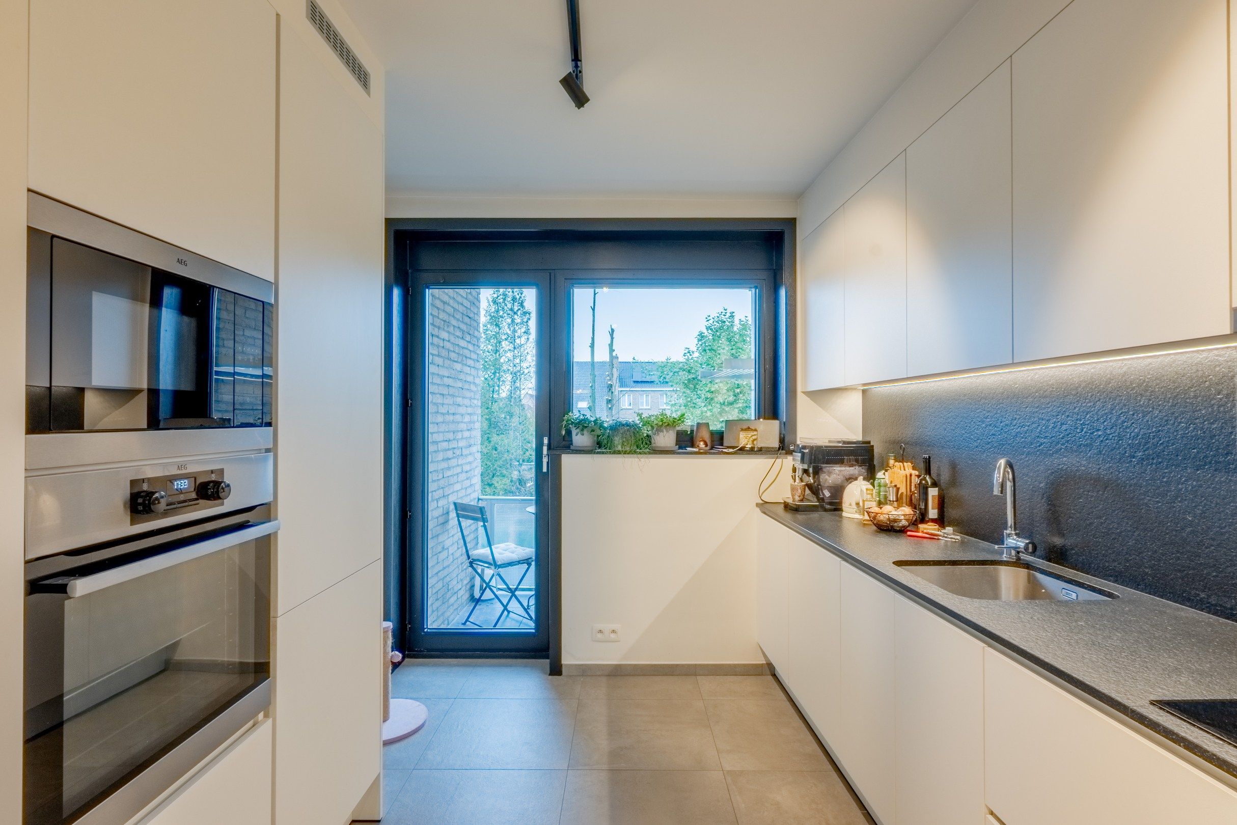 Appartement met 3 slaapkamers op toplocatie Brugge foto 11