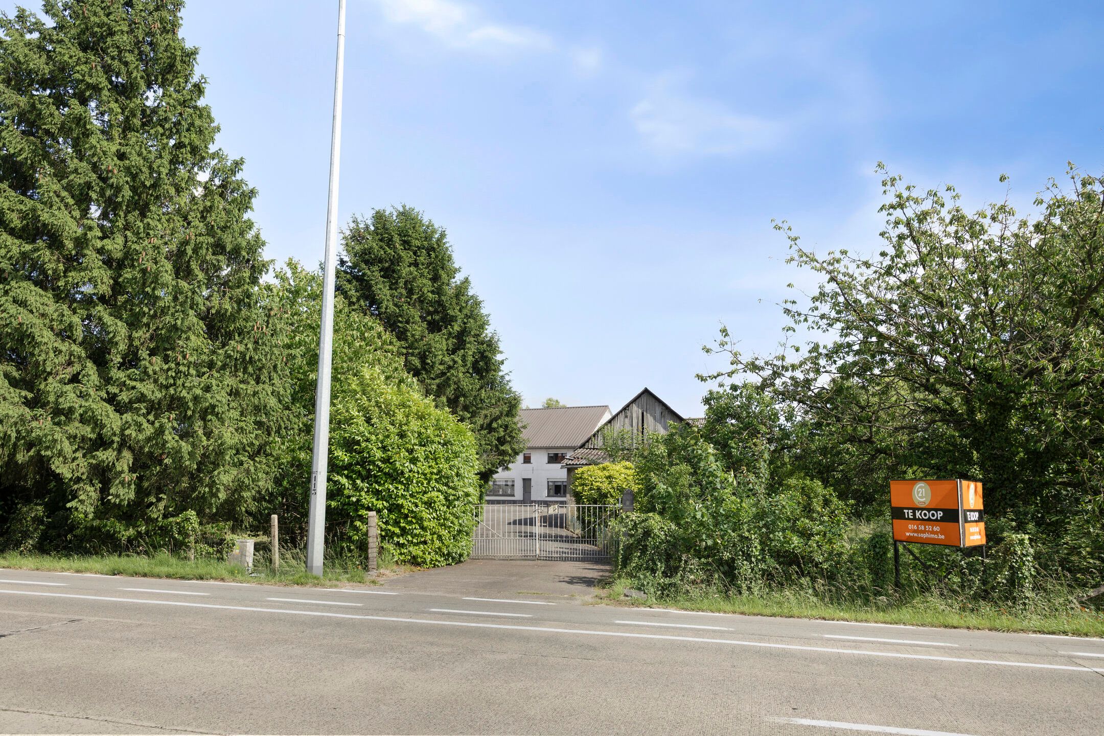 Te renoveren vierkantshoeve met veel potentieel foto 24