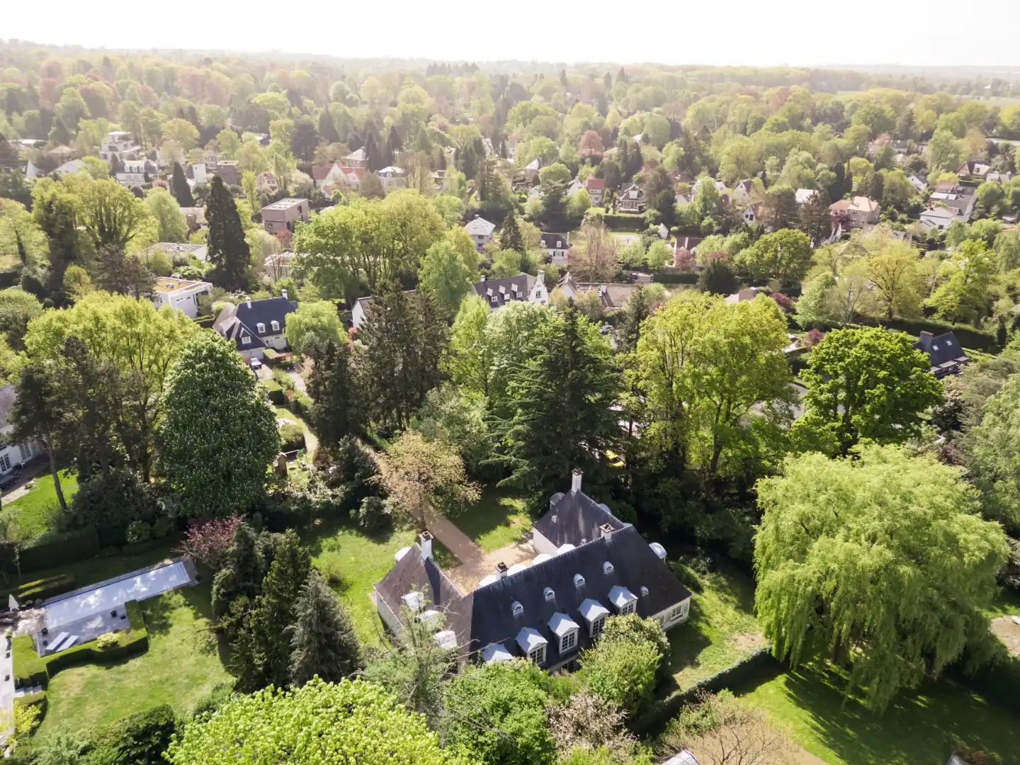 Een te moderniseren architecturale villa van ca. 700m² foto 25