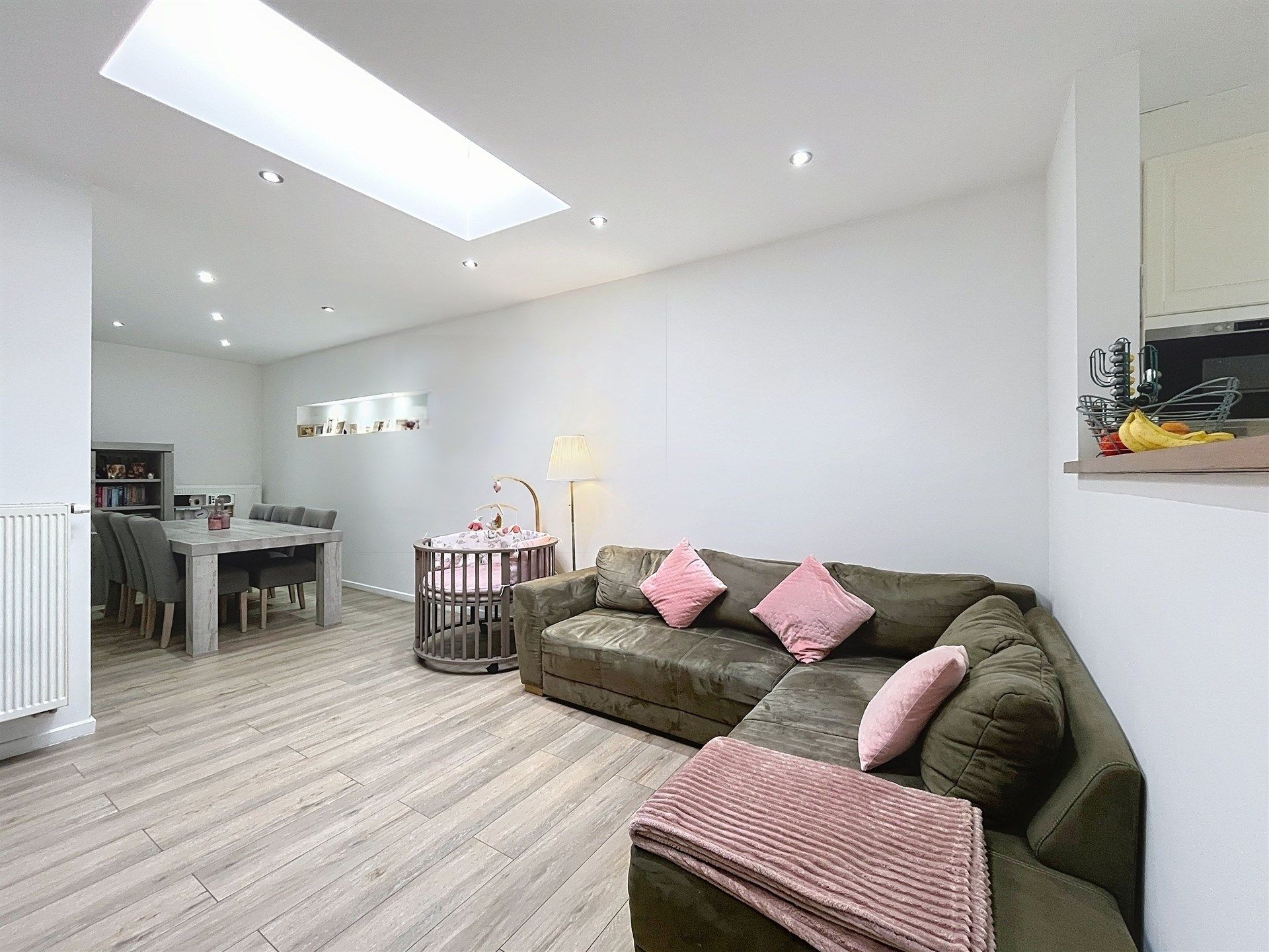 Instapklare gezinswoning met 3 slpk en 2 badk te Sint-Niklaas foto 2