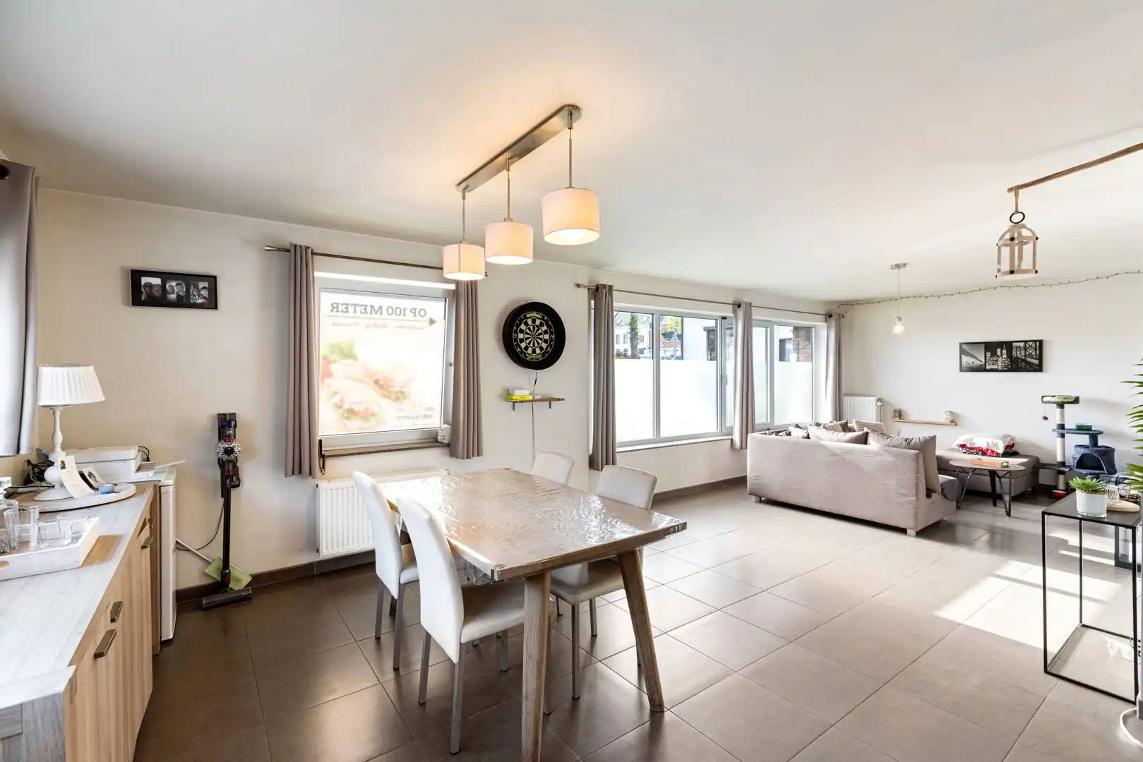 Lichtrijk en gelijkvloers appartement in het hart van Koolskamp foto 10