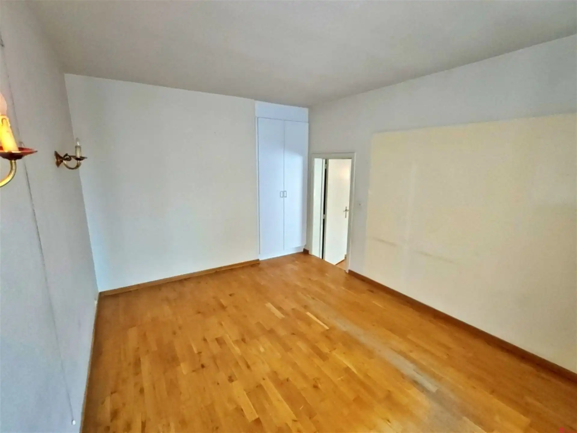 Zeer centraal gelegen appartement op bovenste verdieping foto 11