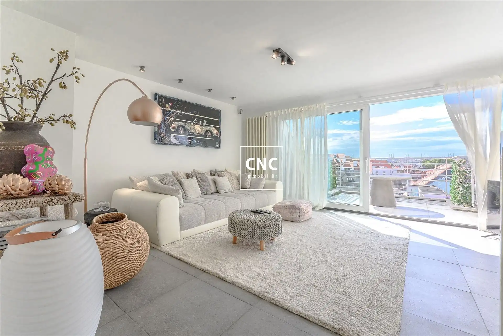 Prachtig instapklaar duplexappartement met 2 grote terrassen foto {{pictureIndex}}