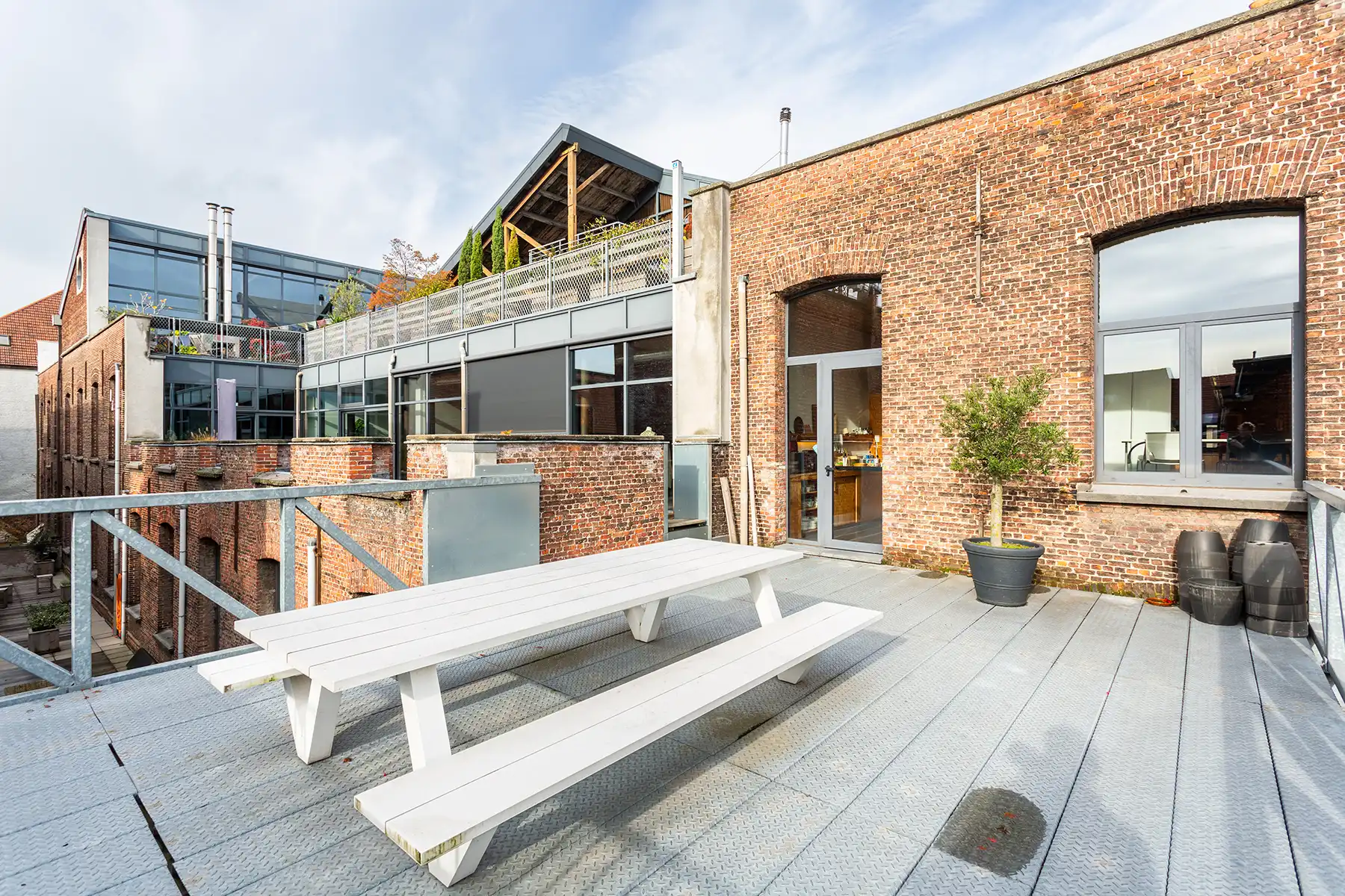 Loftkantoor (530m²) in industrieel gebouw. foto 13