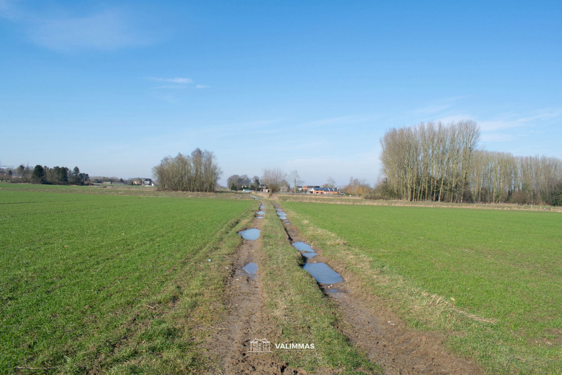 Mooi gelegen landbouwgrond, ± 13 are  foto 9