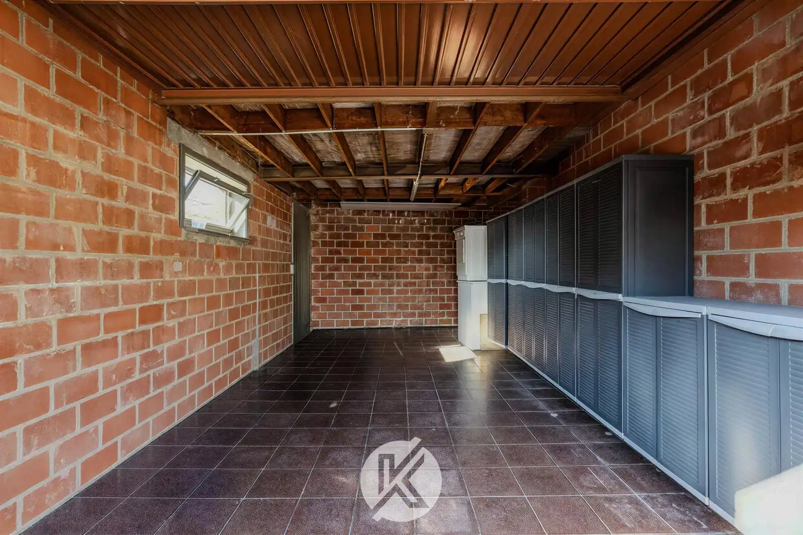 Ruime halfopen bebouwing op strategische locatie foto 25