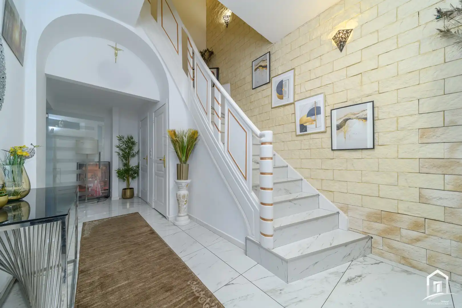 Instapklare burgerwoning met 5 slaapkamers foto 2