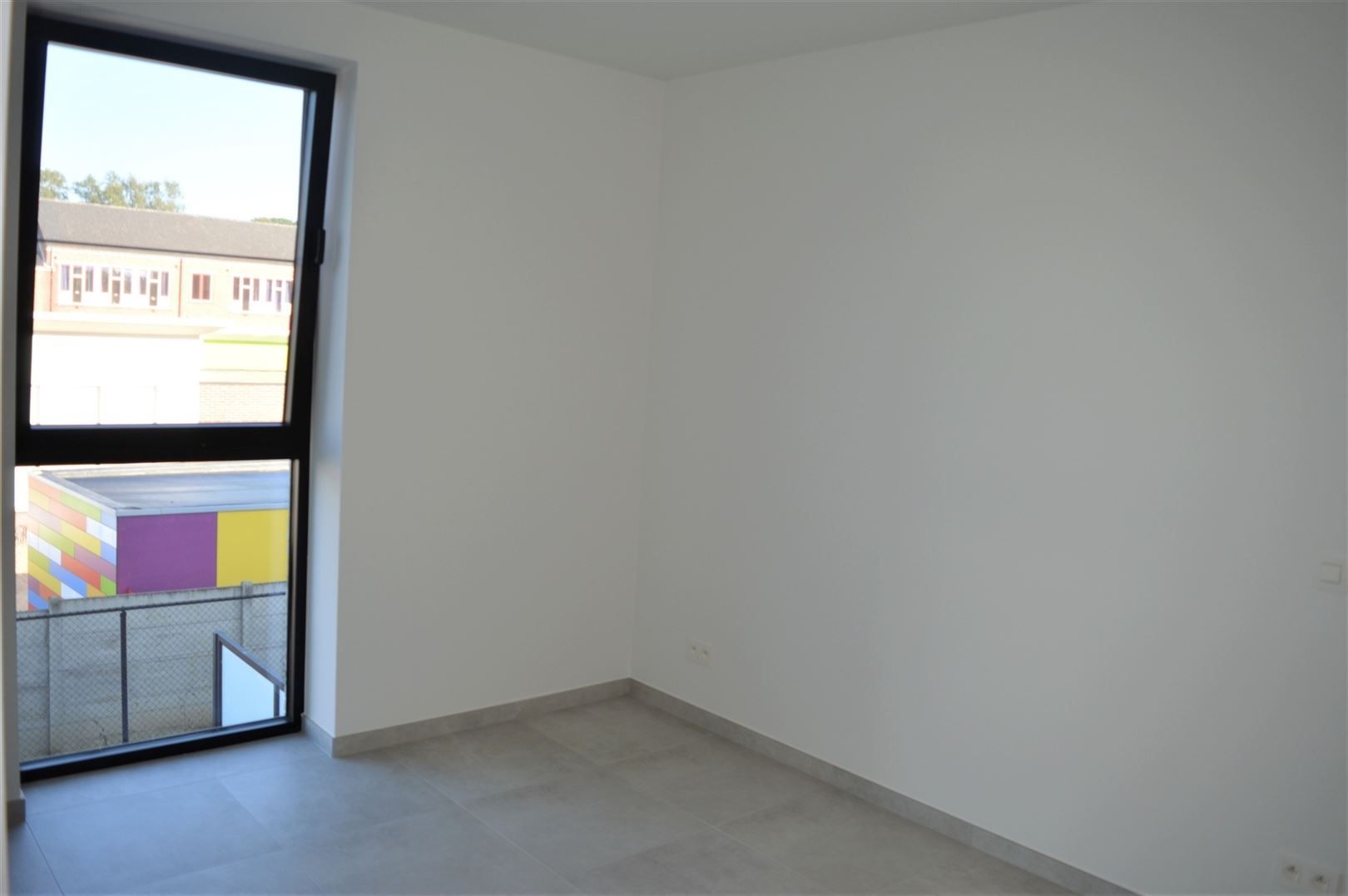 TE HUUR: recent appartement met 2 slaapkamers te Koersel! foto 12