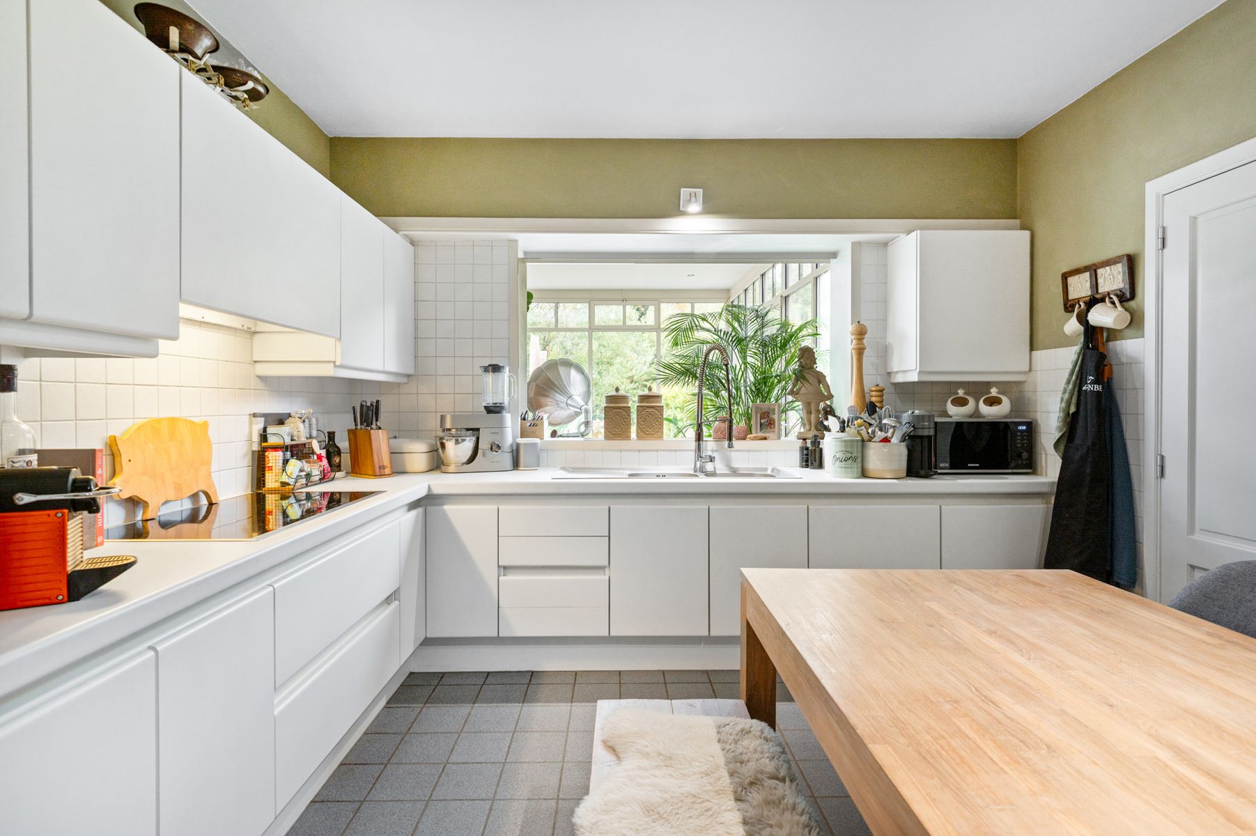 Ruime woning met grote tuin en garage op  1650m2 foto 7