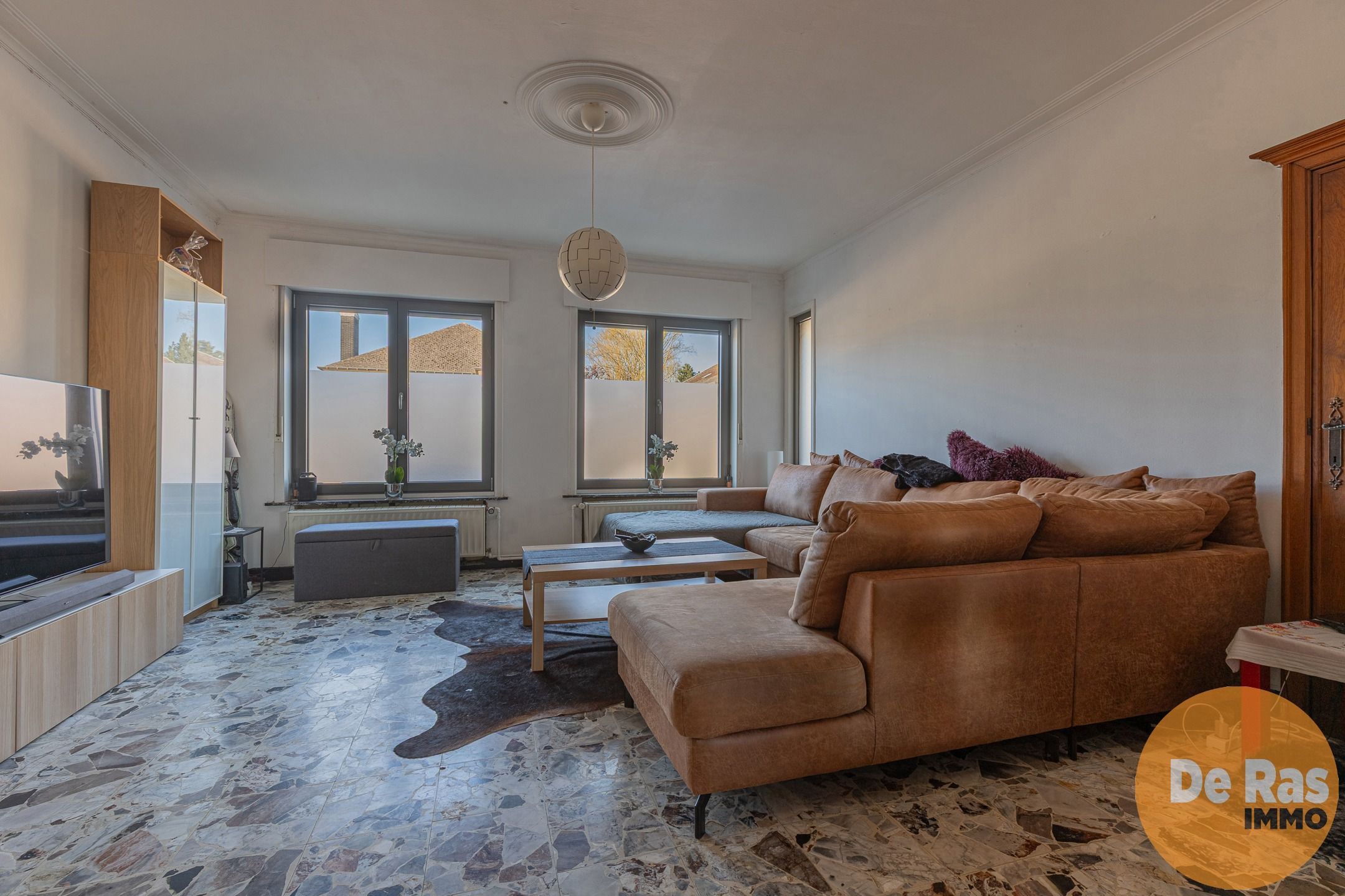 BURST- Vergunde loods (400m²) met woning op centrale locatie foto 10