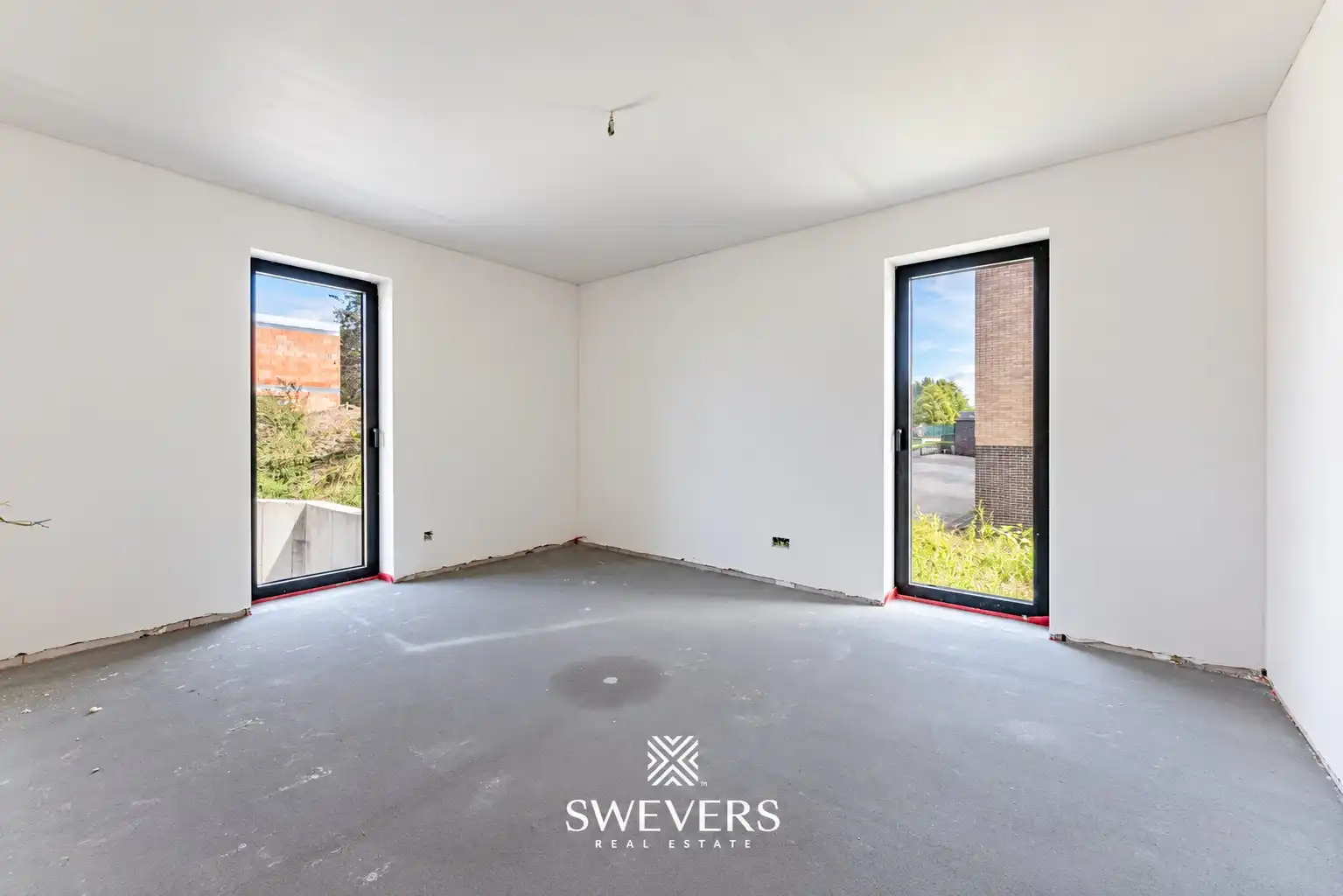 Gelijkvloers 3-slaapkamer appartement met eigen inkom en 2 terrassen in Houthalen foto 13