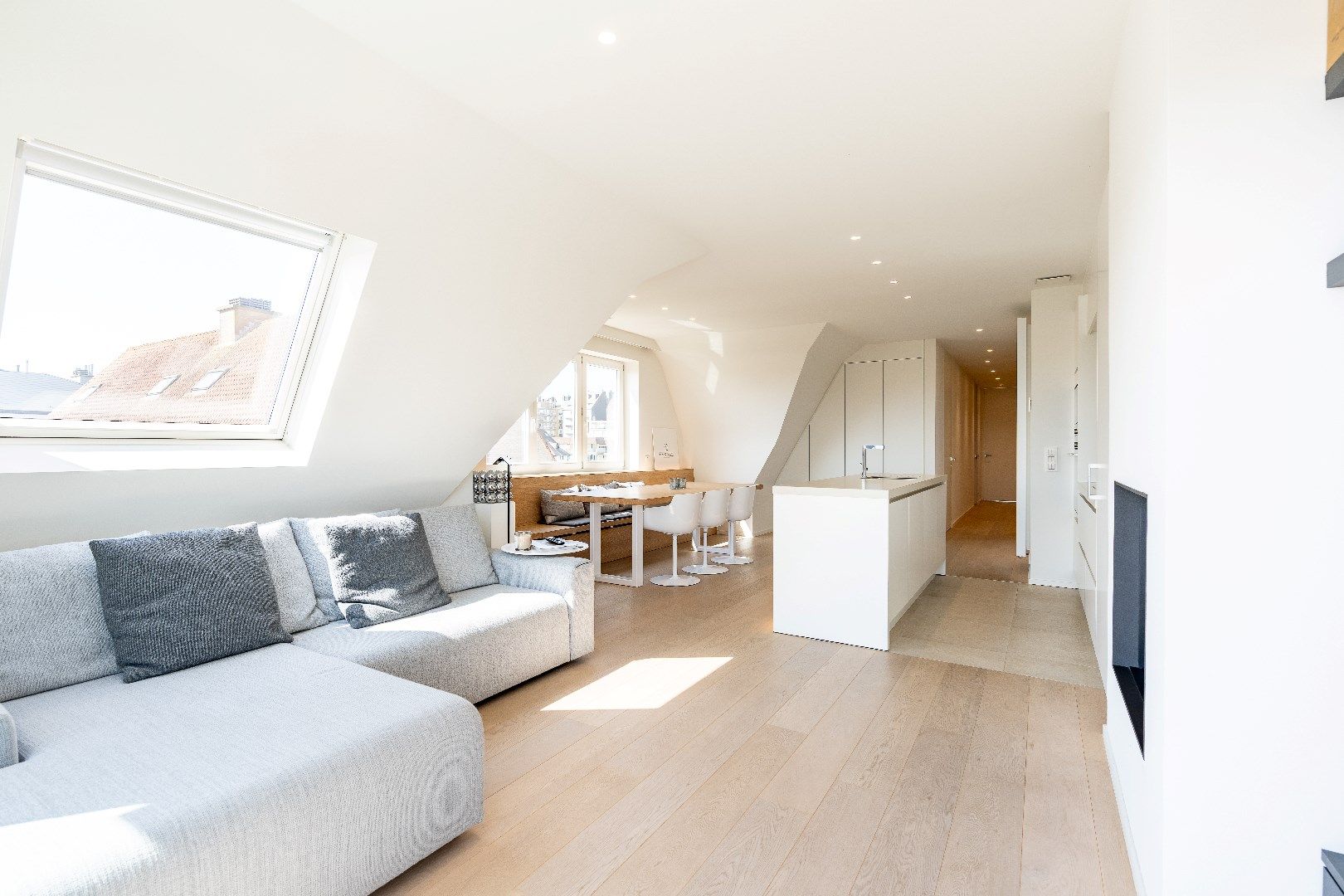 Recent en luxueus afgewerkte hoekpenthouse met adembenemend zicht over het Park58. Inpandige box te koop foto 4