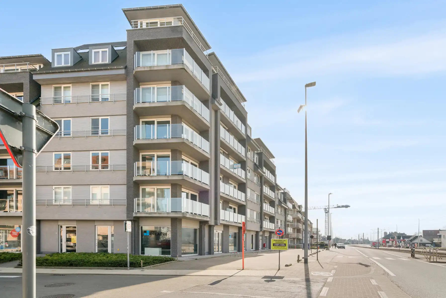 Ruim woonappartement in centrum Koksijde-Bad foto 2