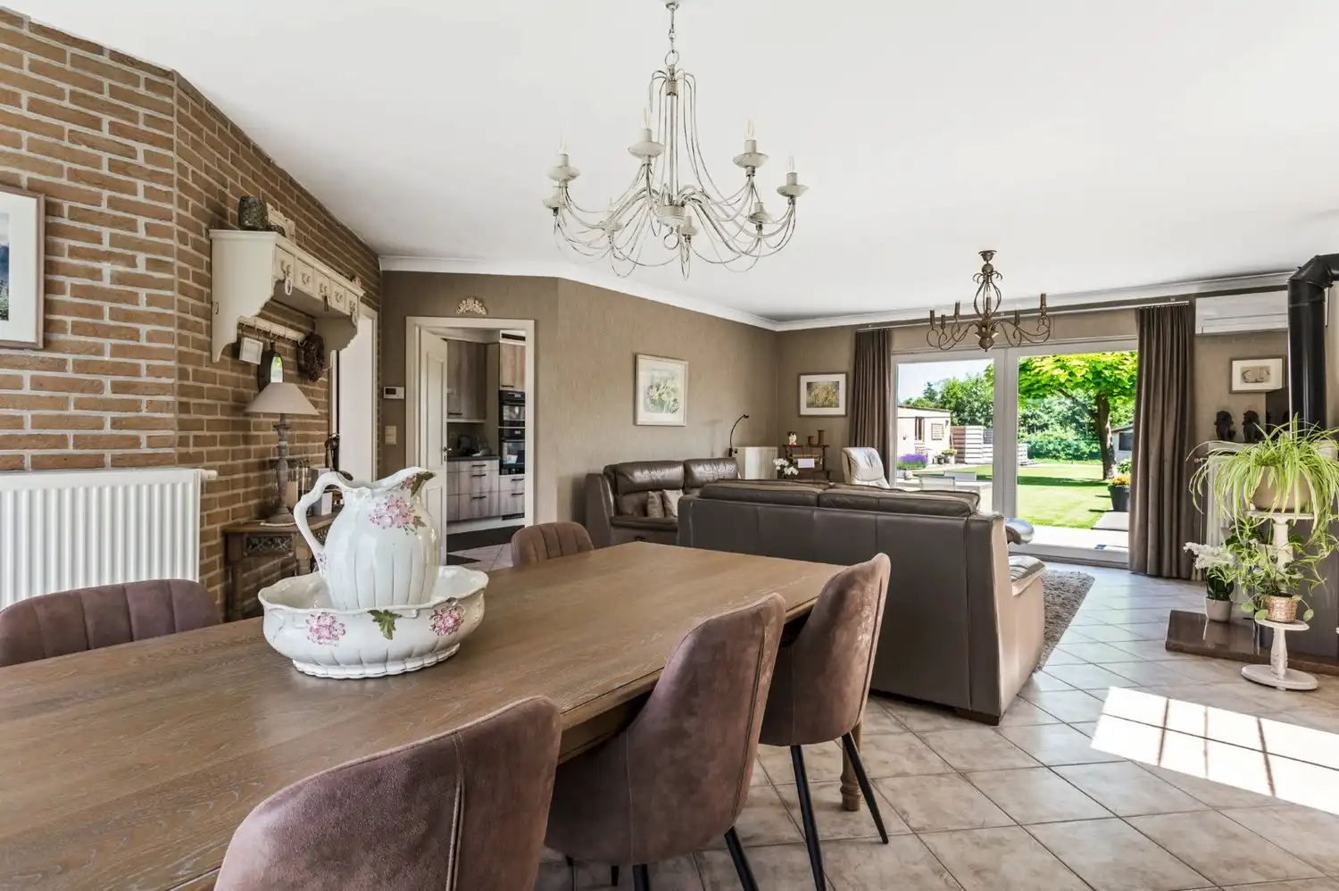 INSTAPKLARE EN ENERGIEZUINIGE WONING OP PERCEEL VAN 1.383 m²! foto 6
