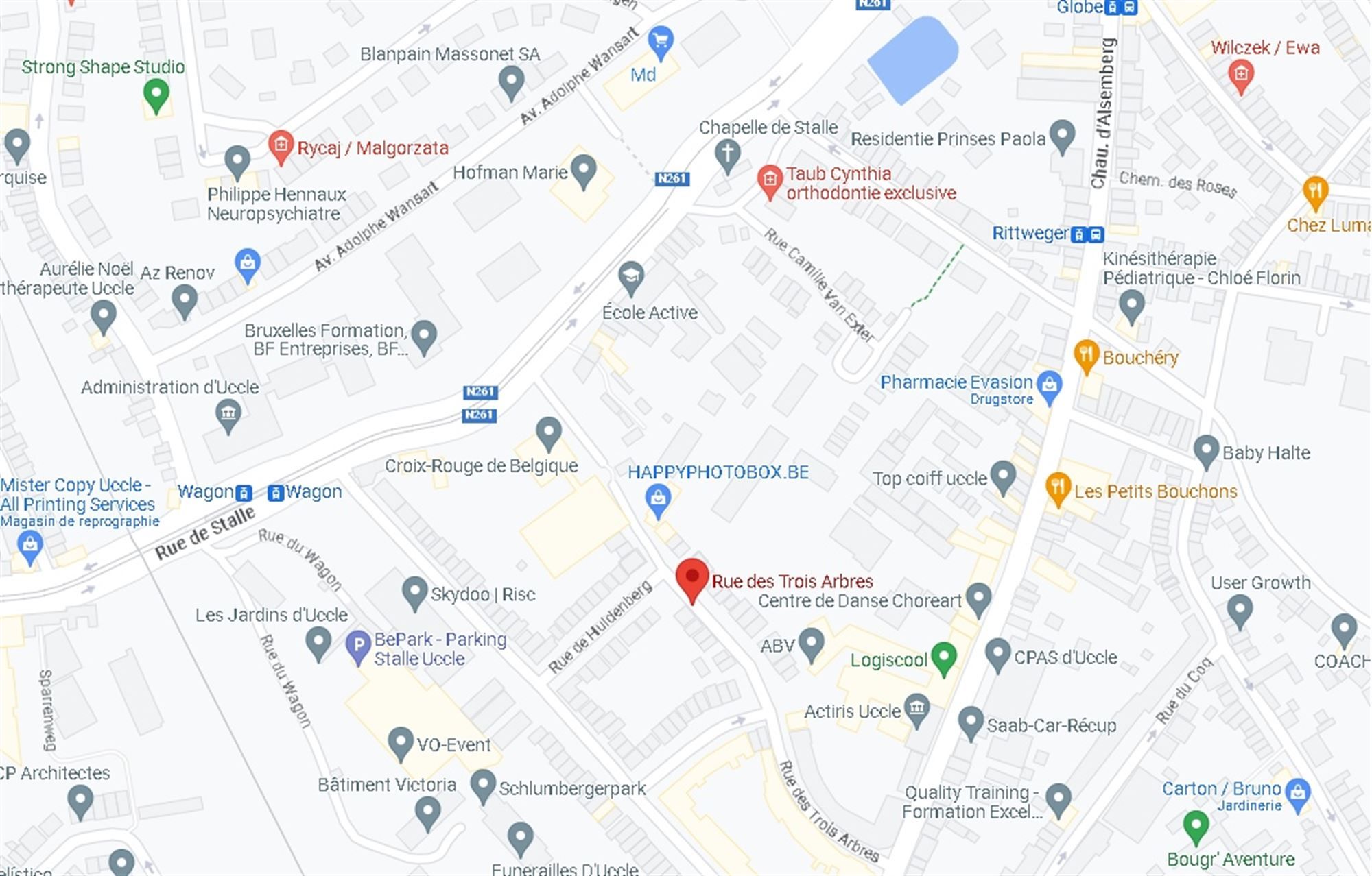 Meerdere buitenstaanplaatsen foto 3