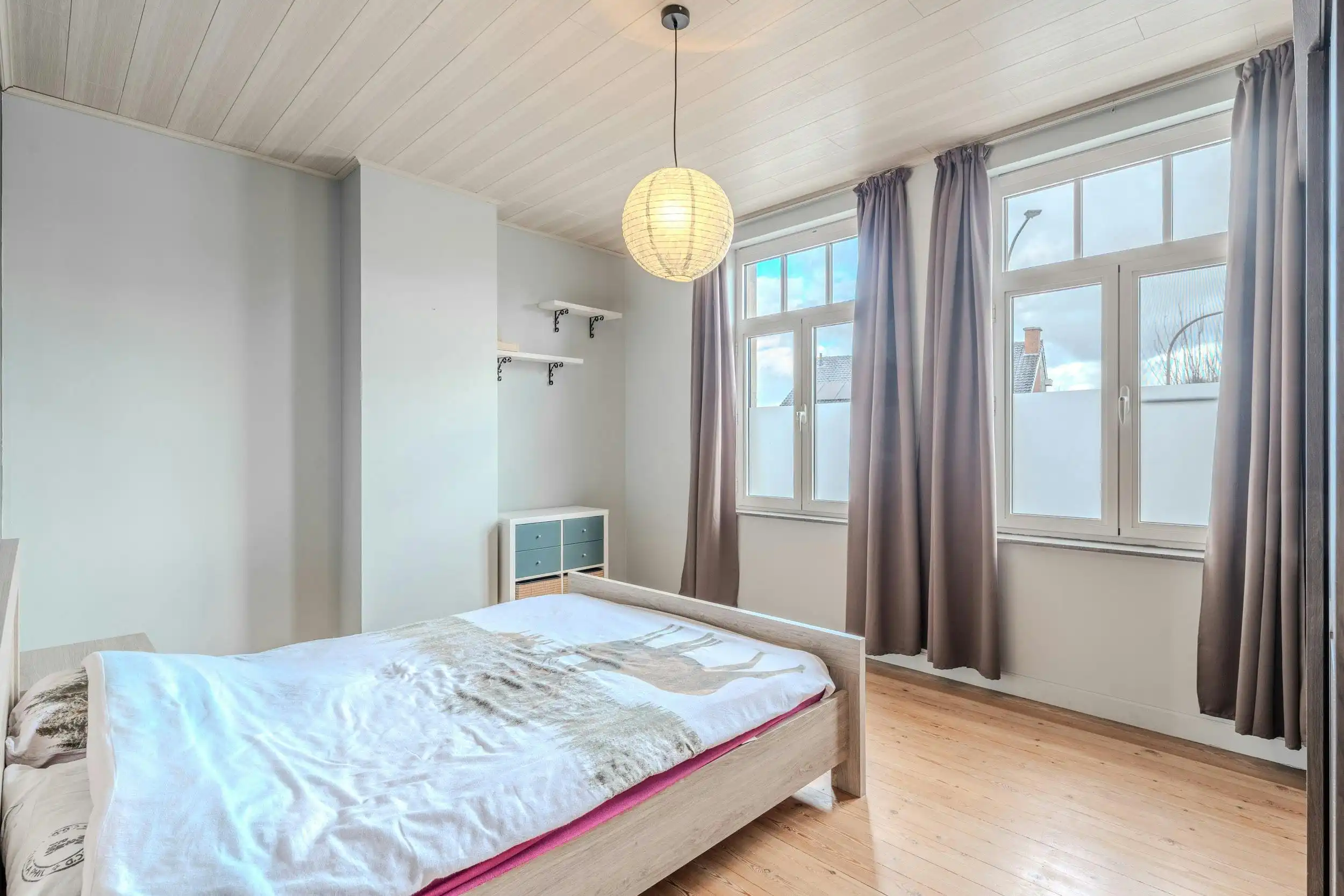 Recent gerenoveerd huis te koop in Ieper foto 20