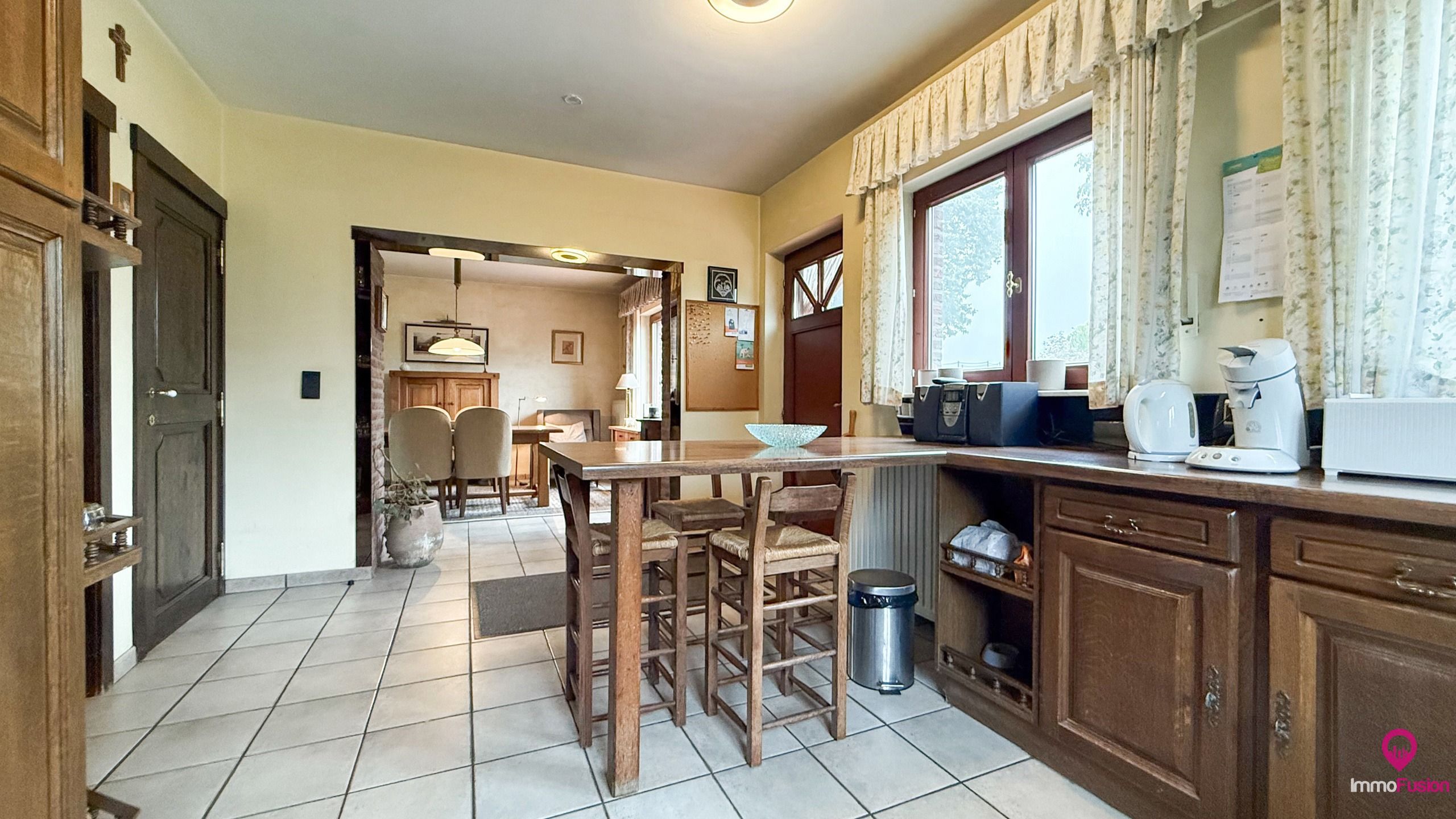 Landelijke gezinswoning met houthaard, tuin + rustige ligging! foto 11