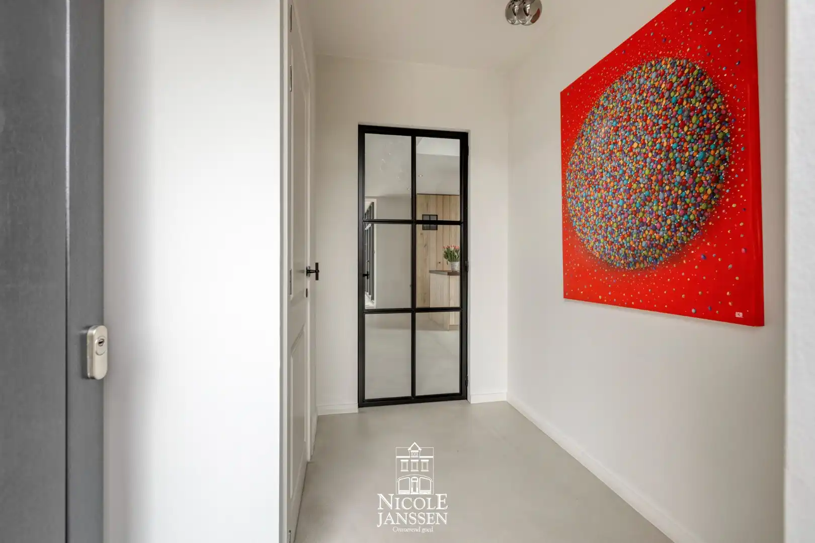 Ruim ingedeeld landhuis foto 3