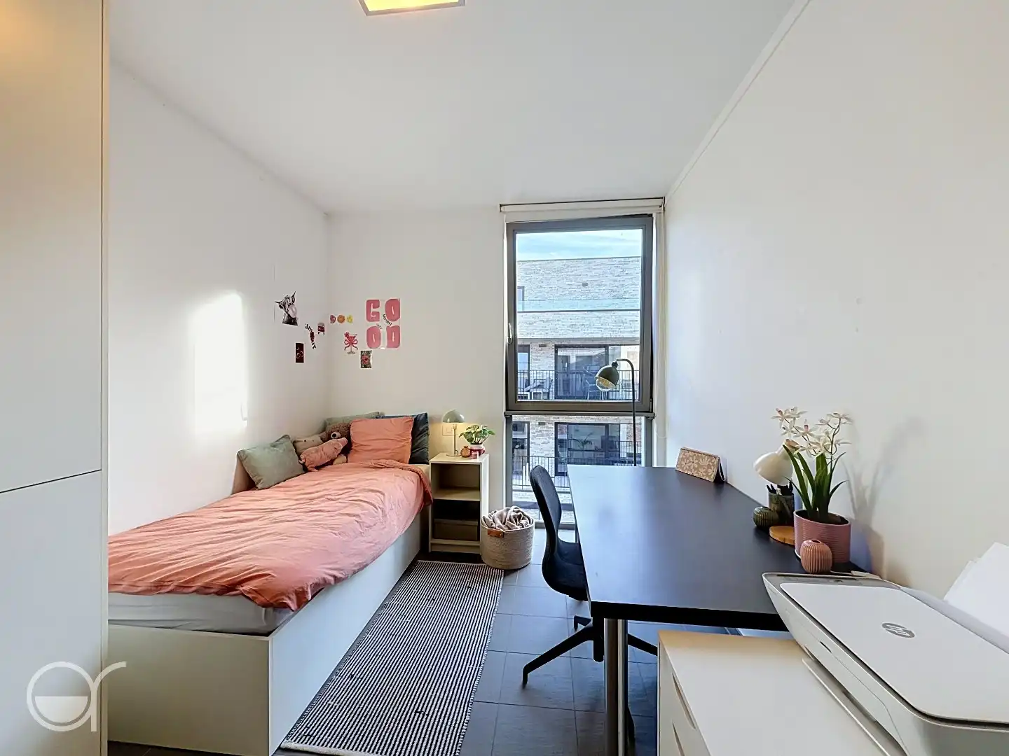 Studentenkamer in moderne studentenhuisvesting foto {{pictureIndex}}