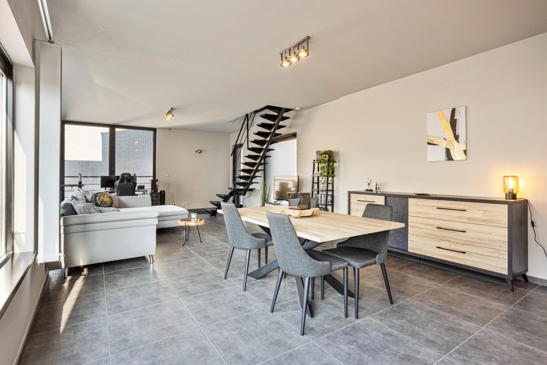 Duplexappartement met 2 slaapkamers in centrum Lennik foto 6