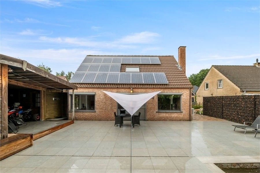 CHARMANTE OPEN BEBOUWING MET ZONNEPANELEN IN LINTER foto 27